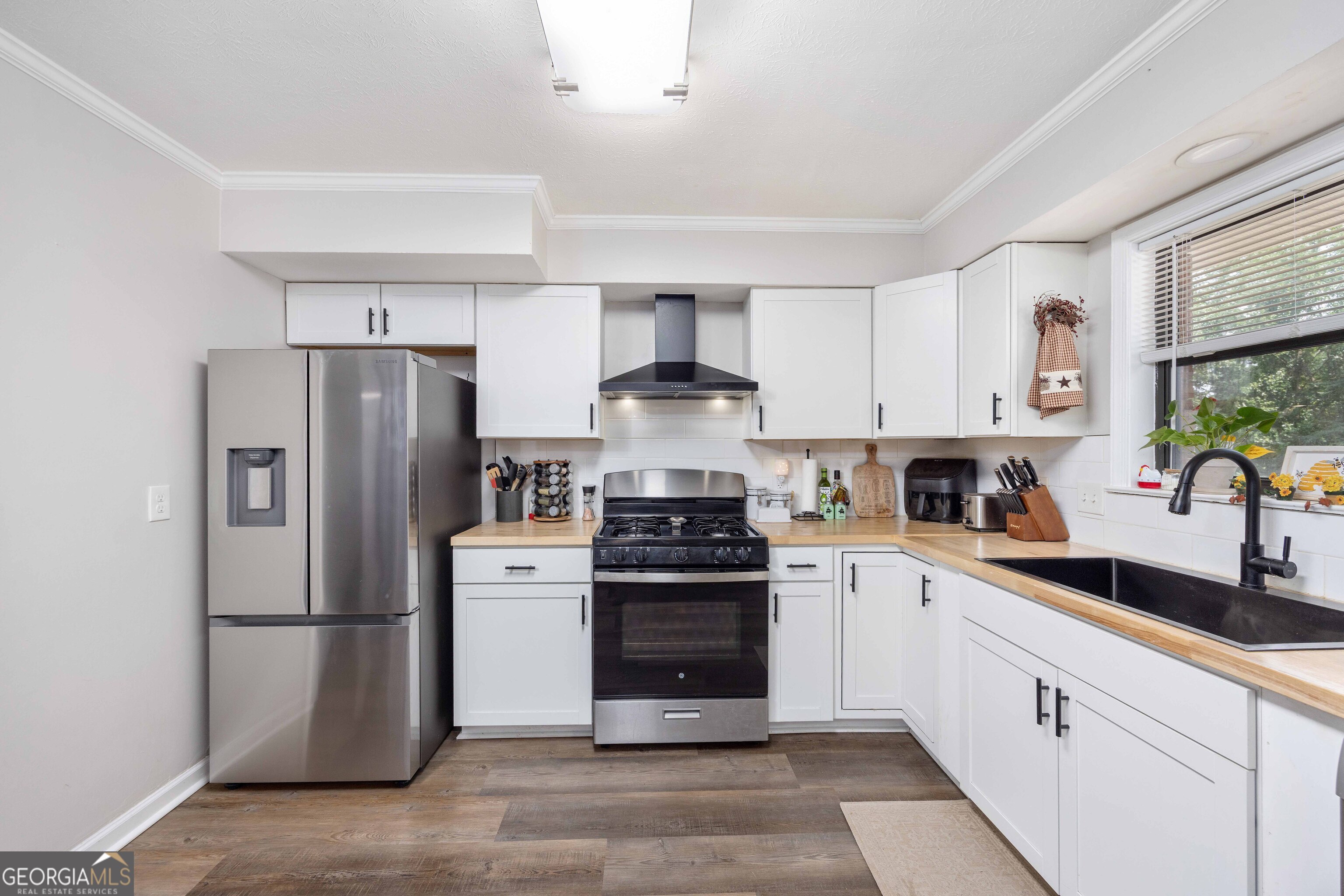 3838 Lyn Drive