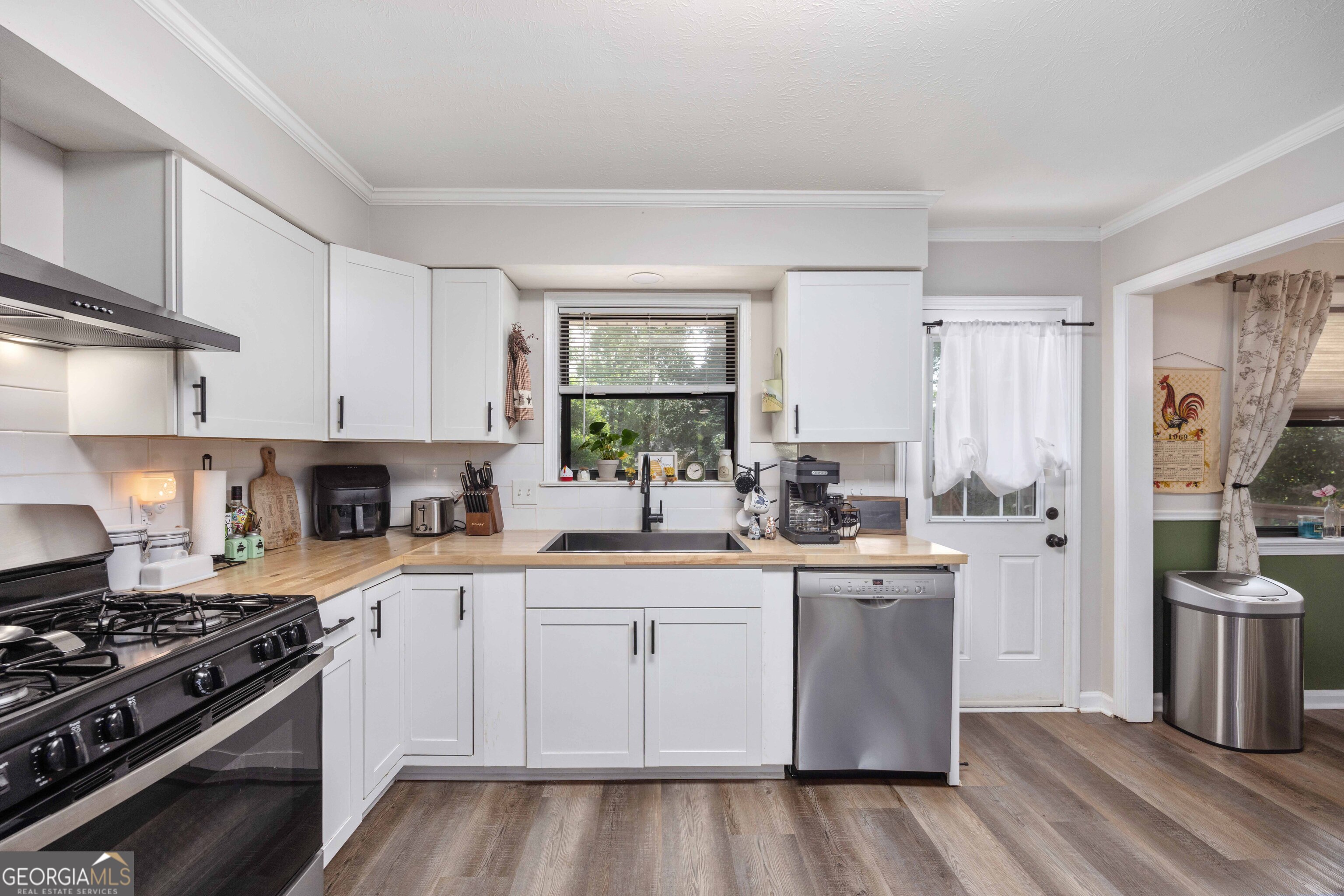 3838 Lyn Drive
