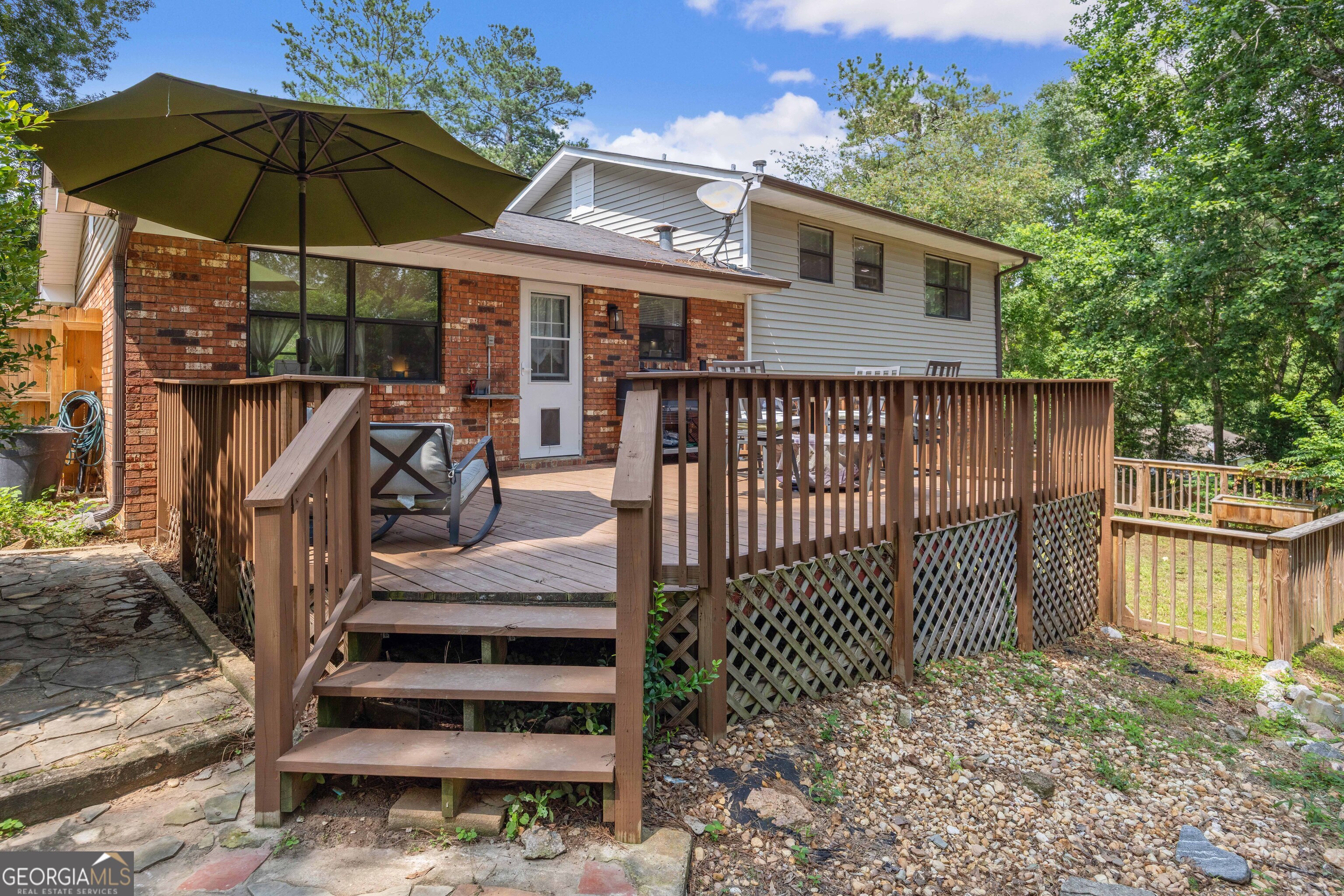 3838 Lyn Drive