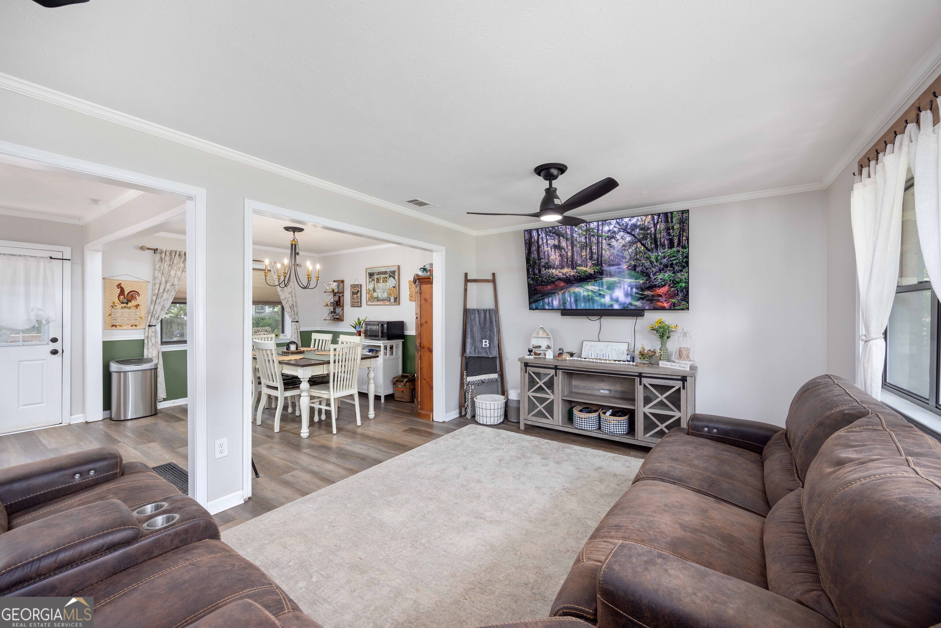 3838 Lyn Drive