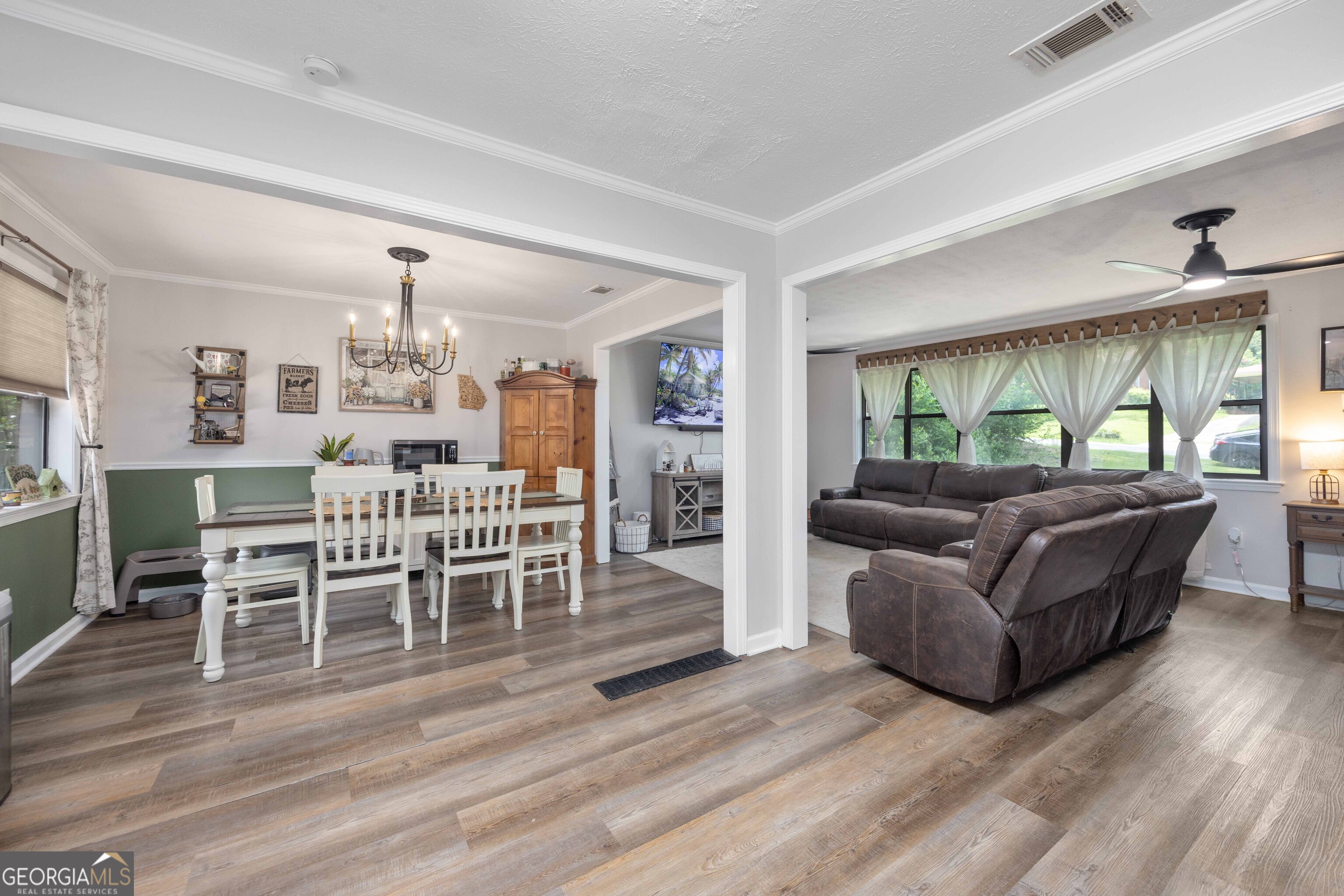 3838 Lyn Drive