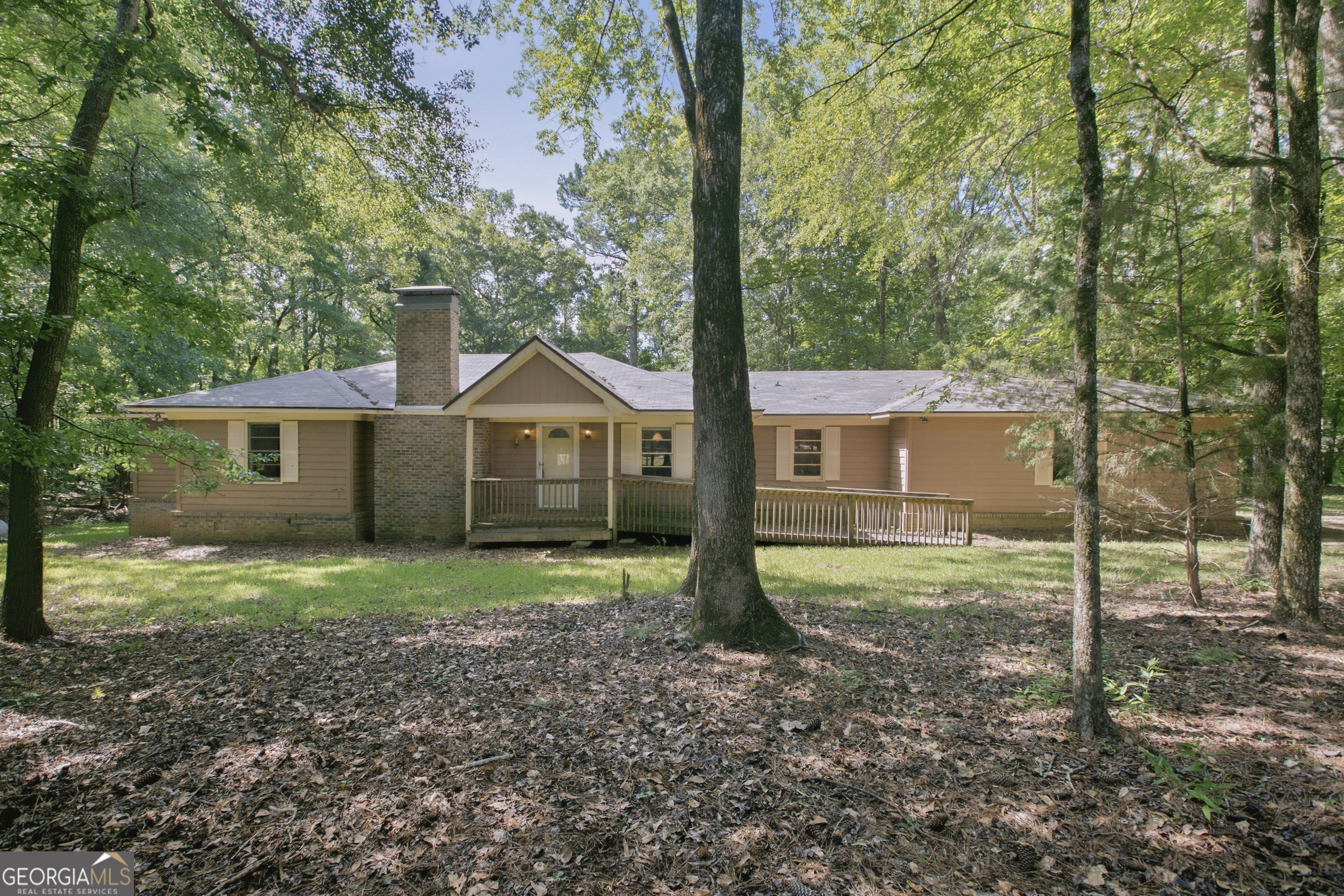 945 Deer Run Drive