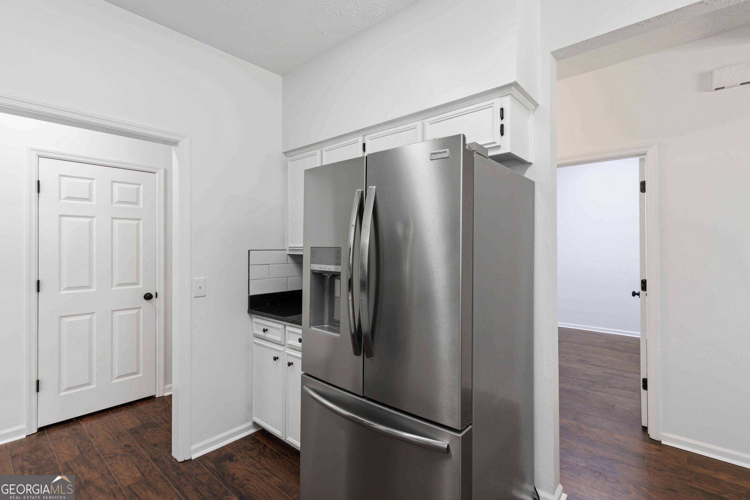 1107 Laurelwood Road