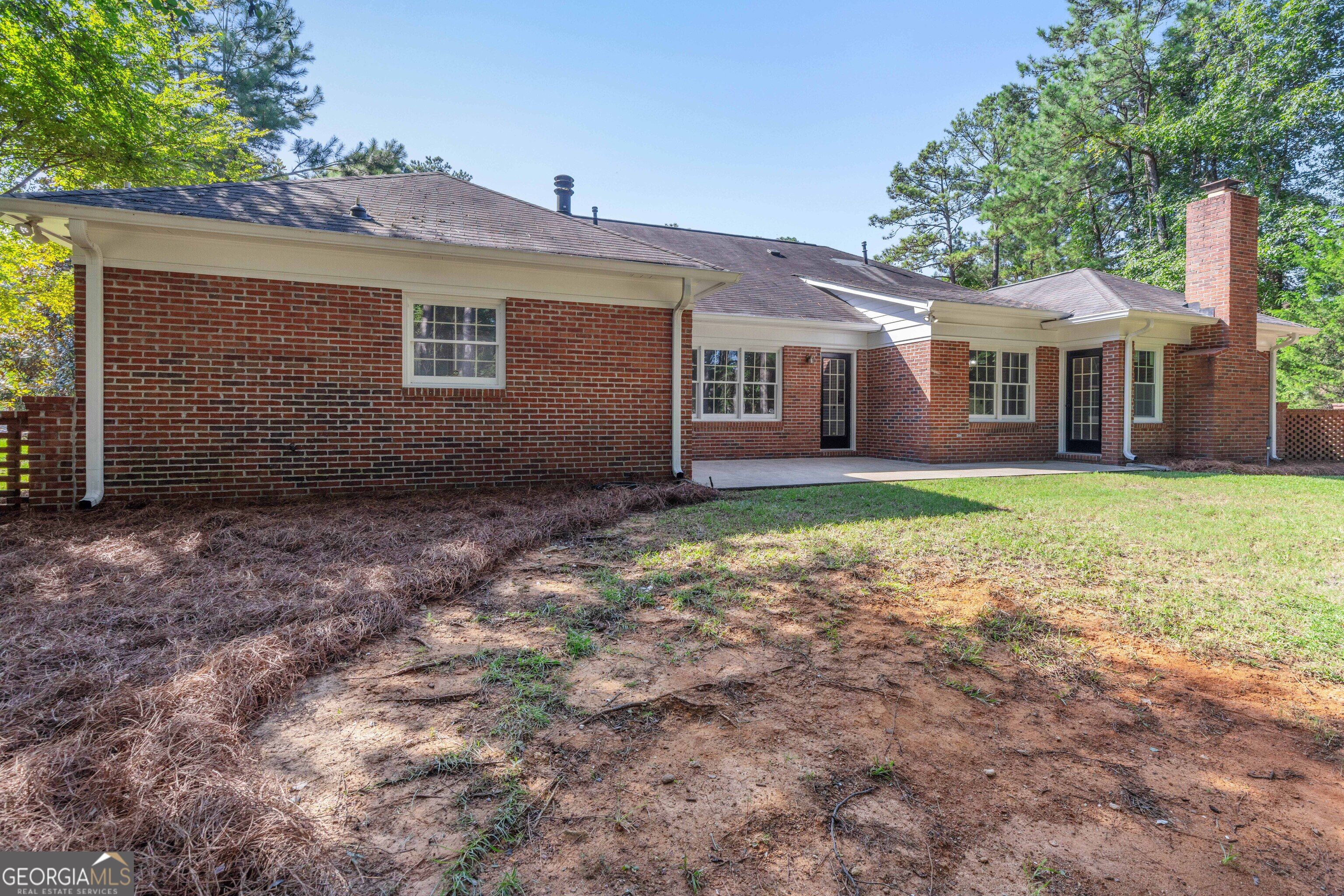 1107 Laurelwood Road