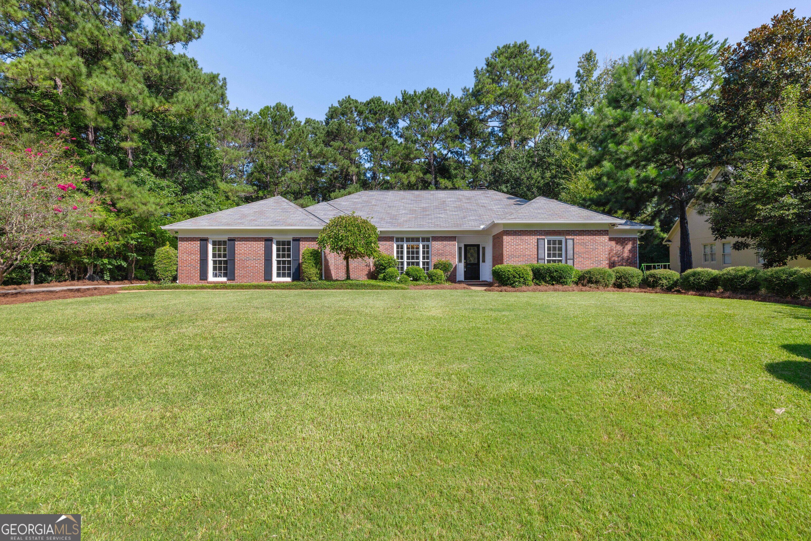 1107 Laurelwood Road