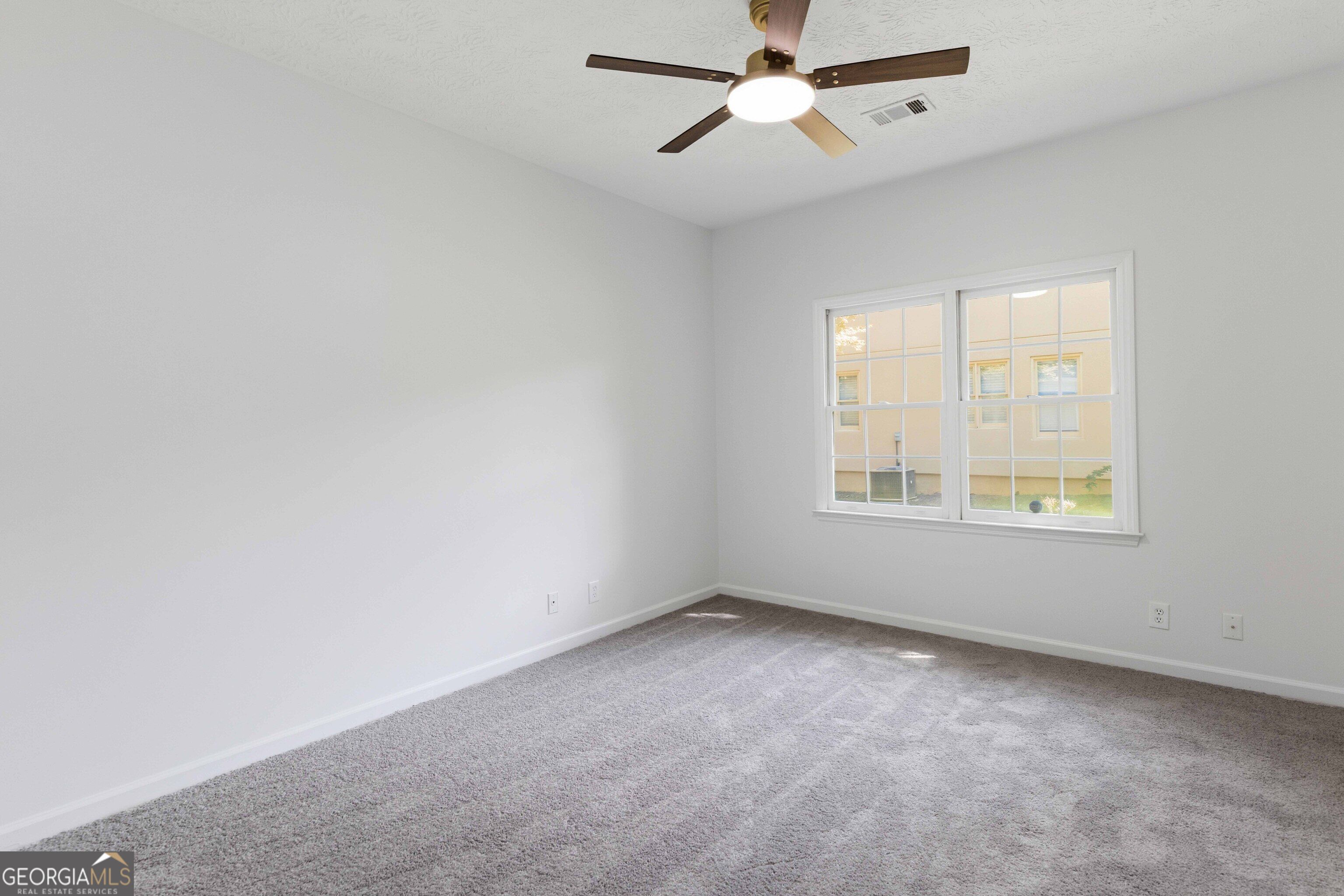 1107 Laurelwood Road