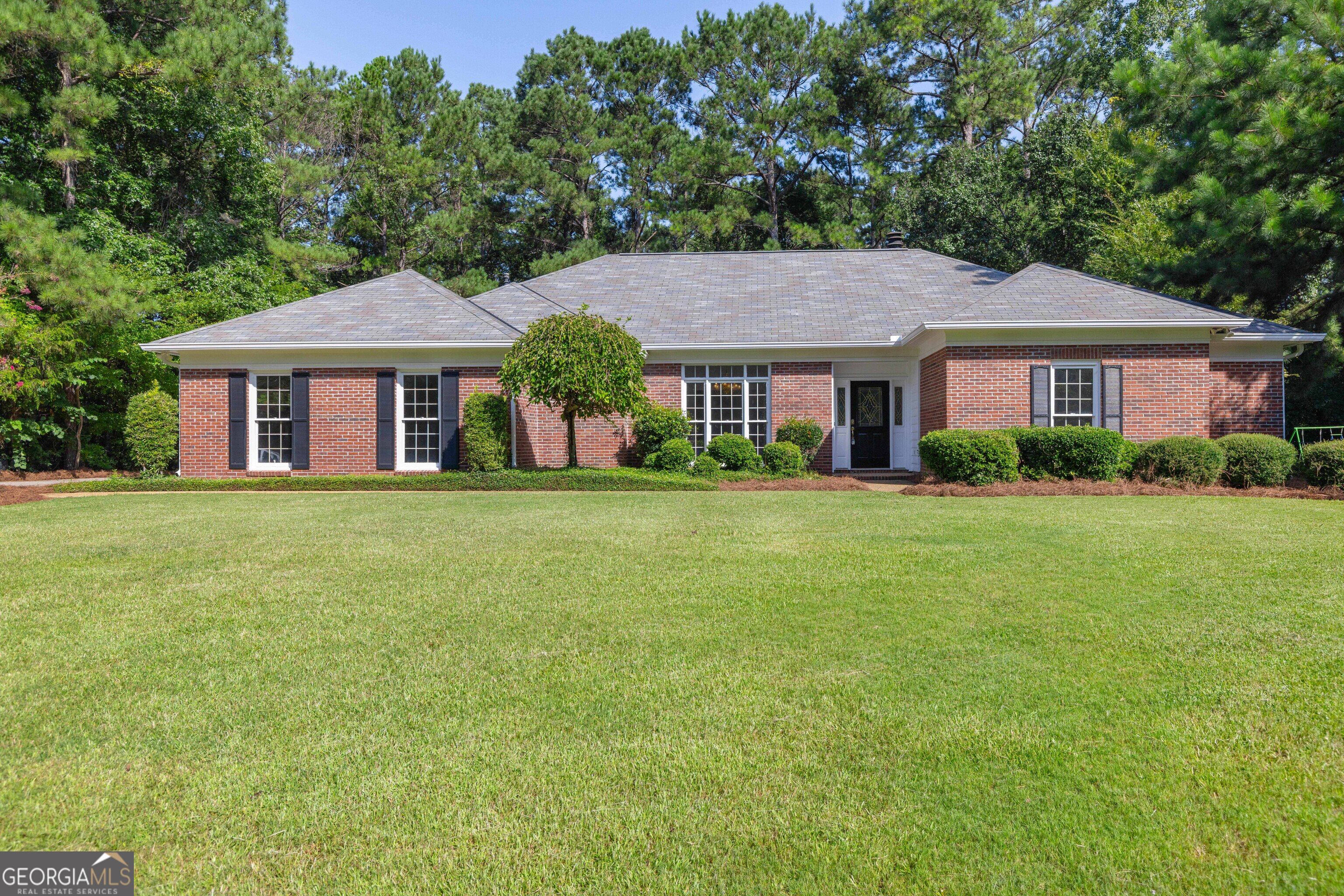 1107 Laurelwood Road
