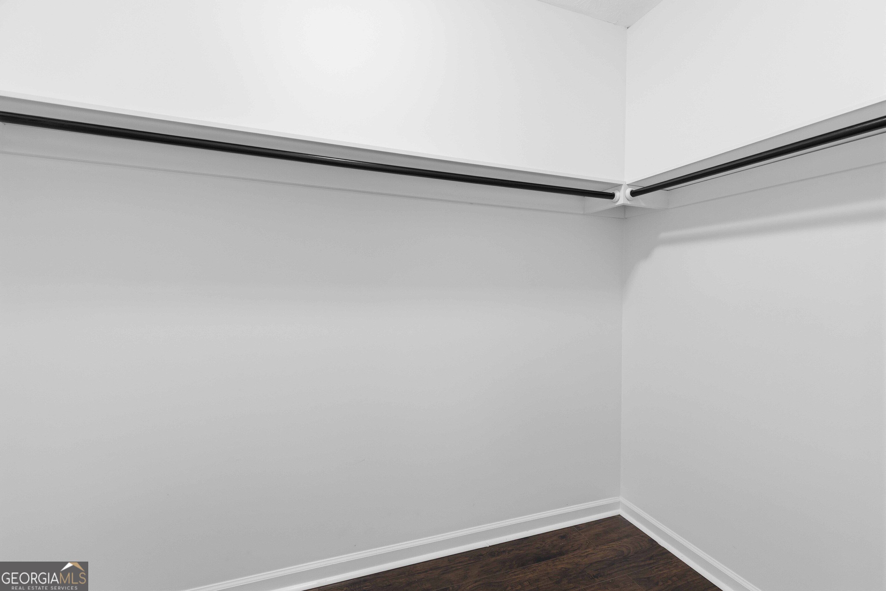 1107 Laurelwood Road