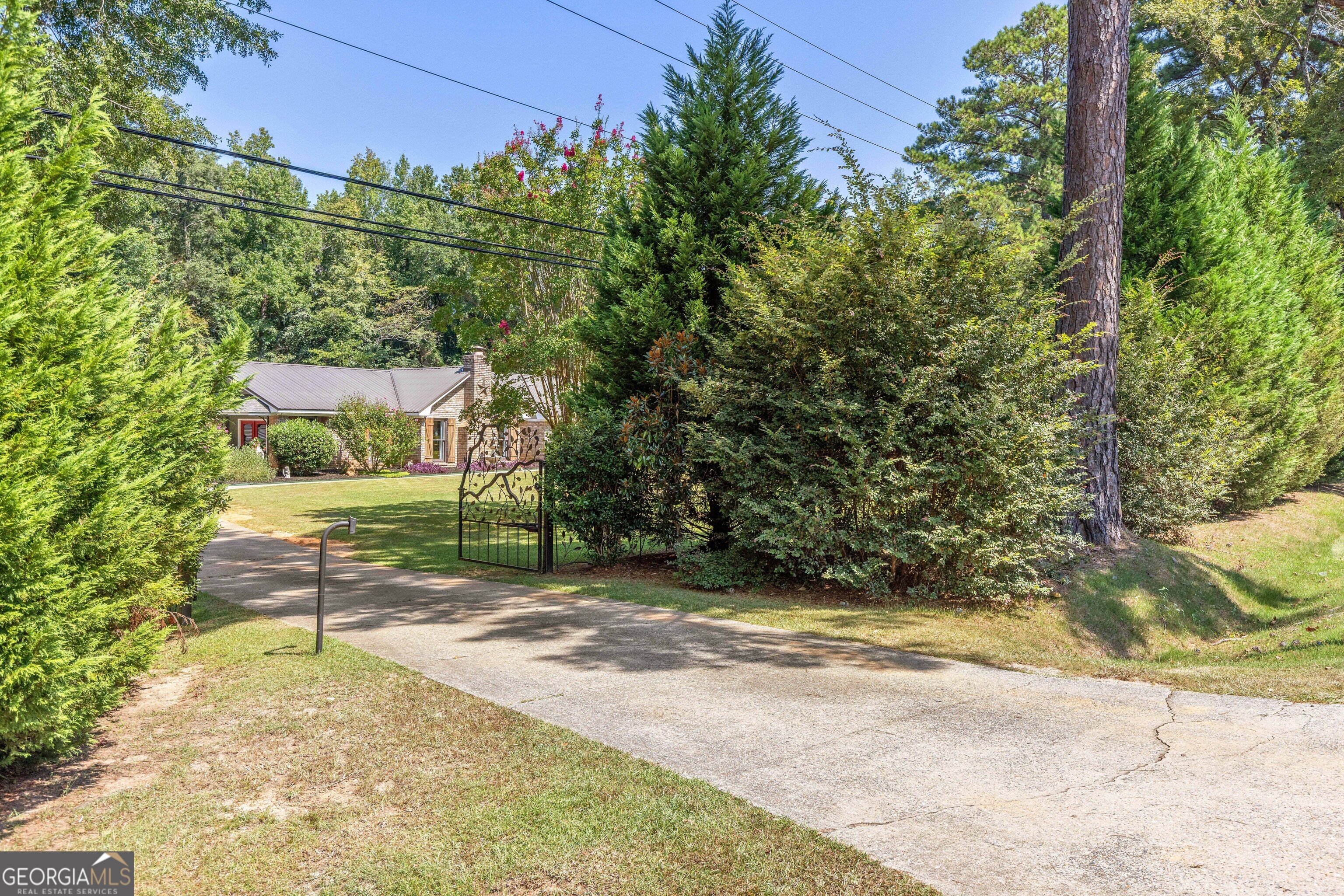 6811 Mobley Road