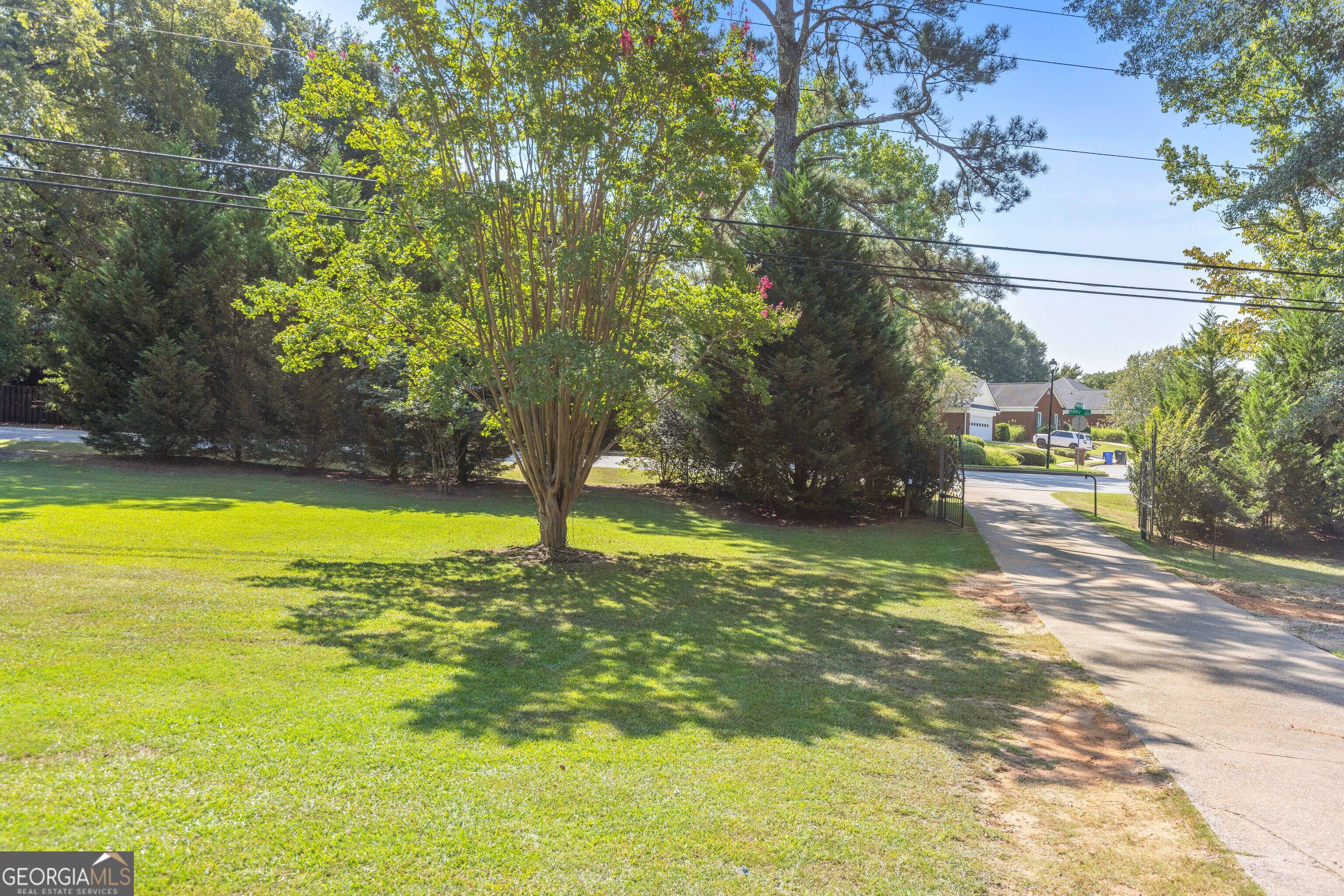 6811 Mobley Road