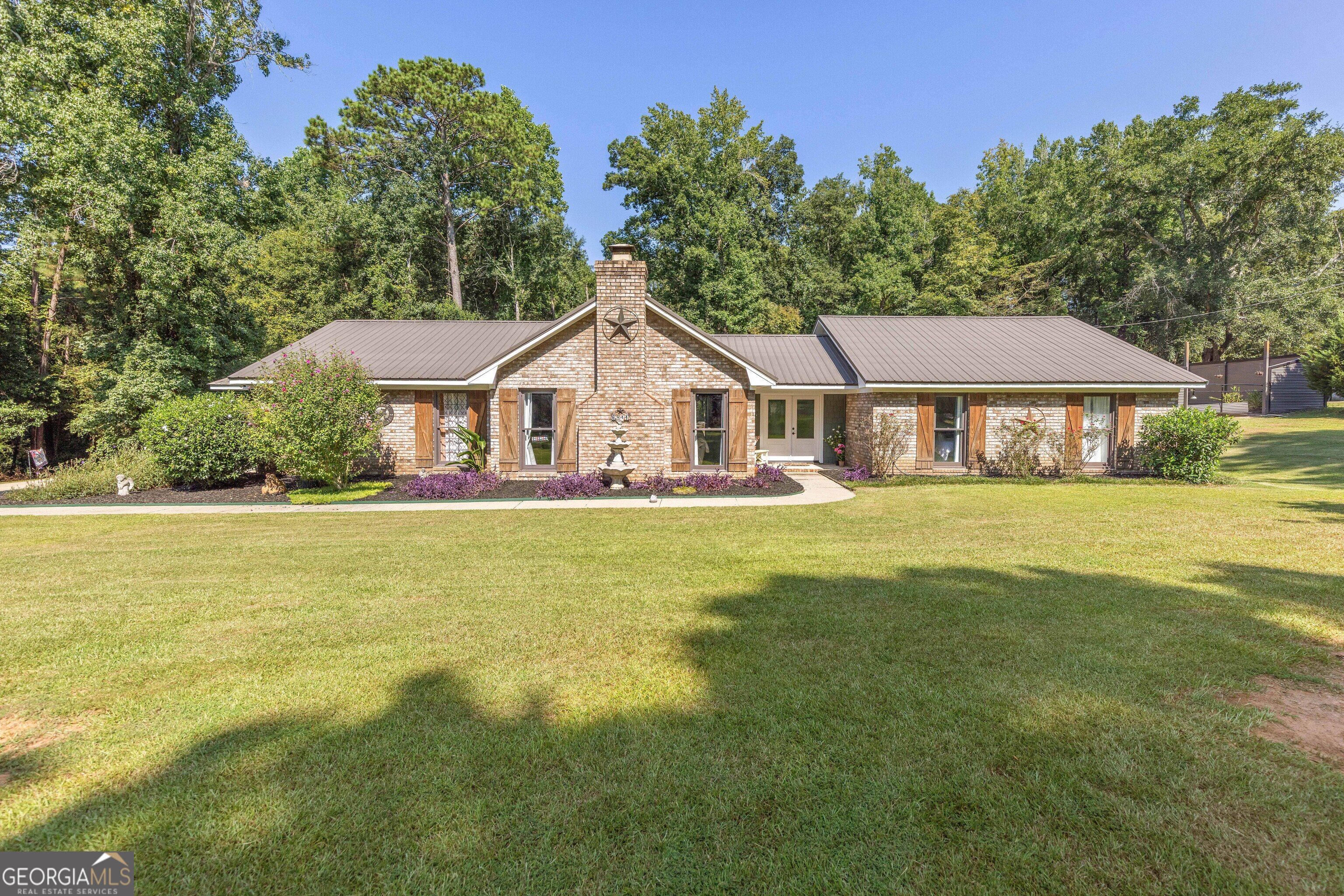 6811 Mobley Road