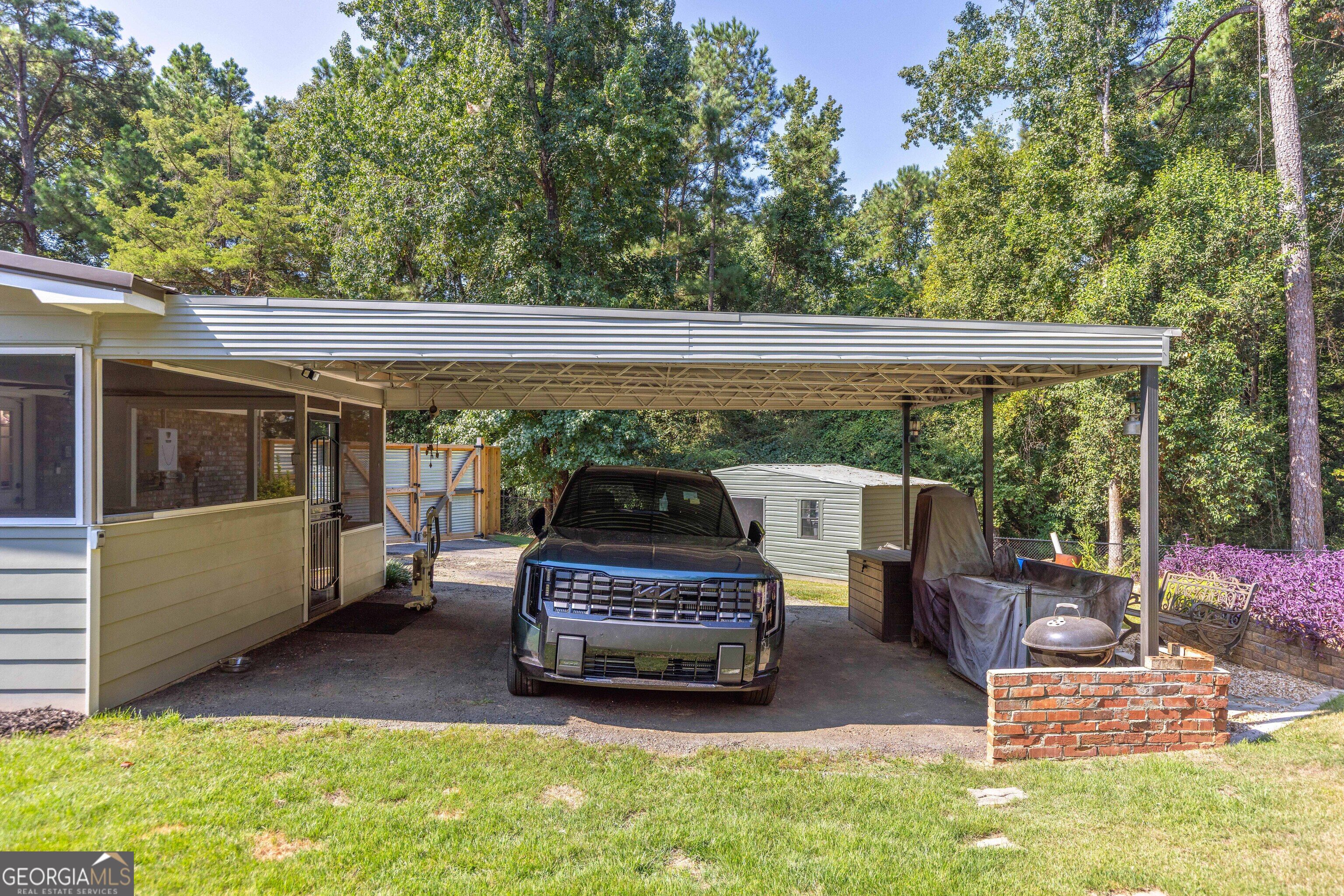 6811 Mobley Road