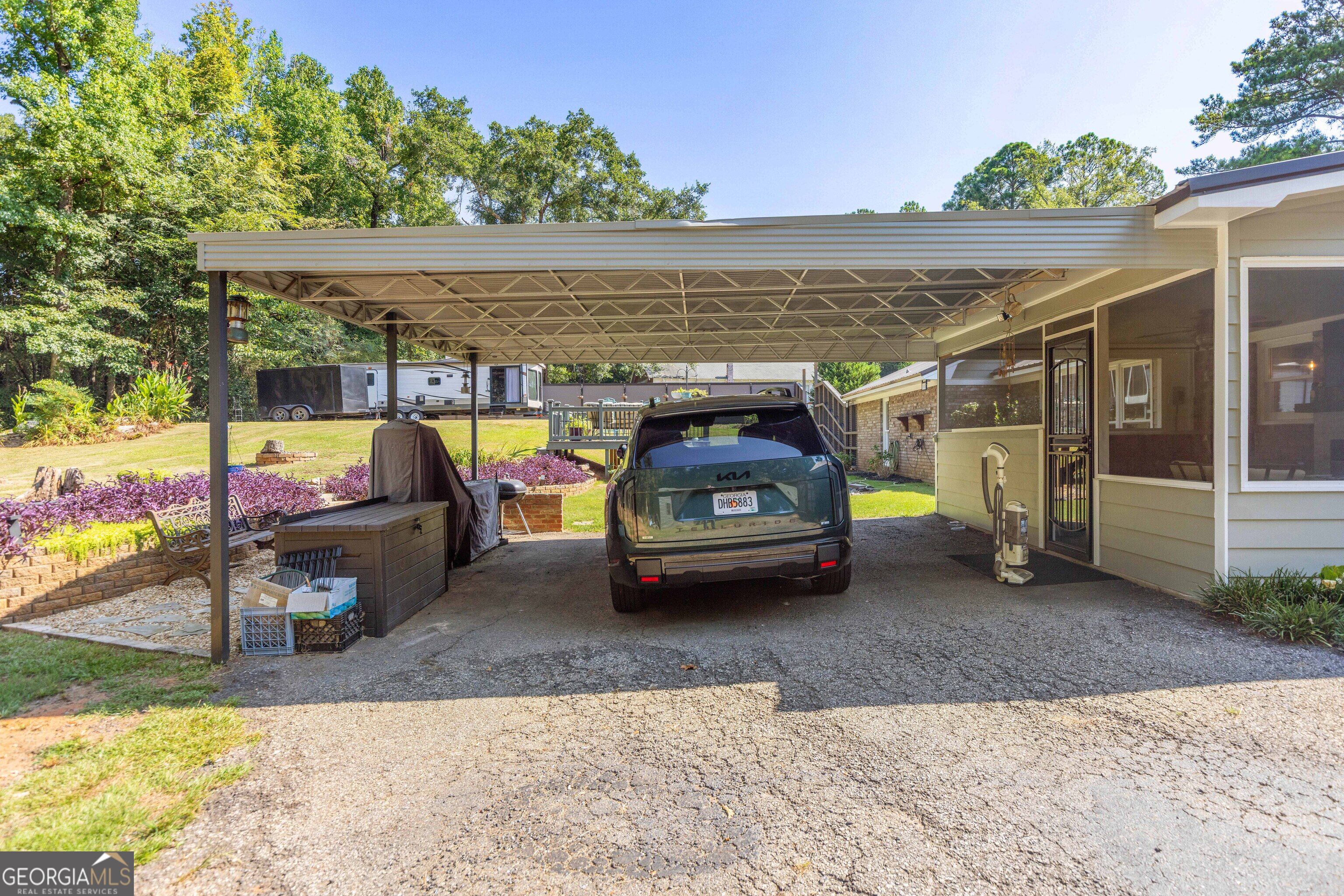 6811 Mobley Road