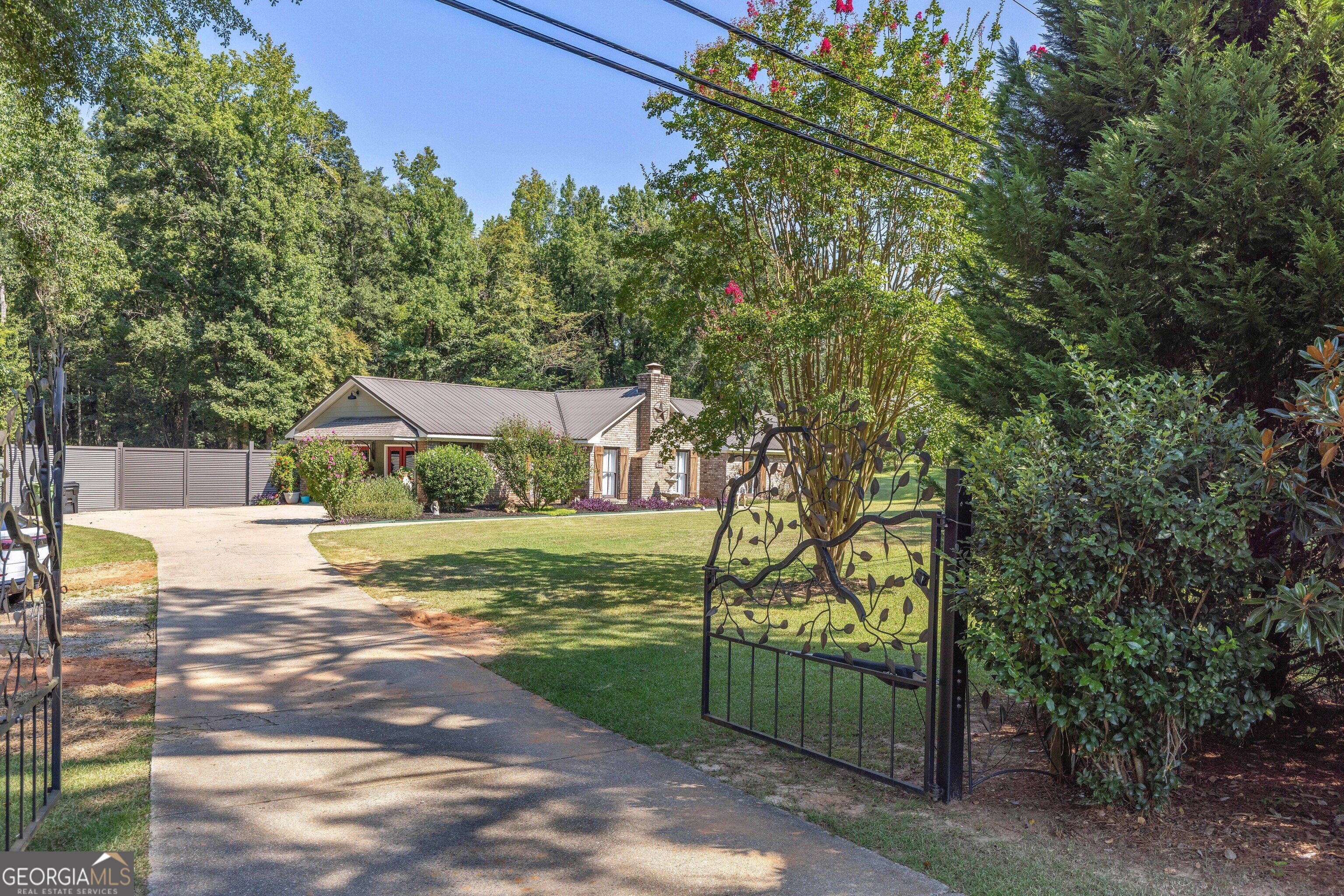 6811 Mobley Road