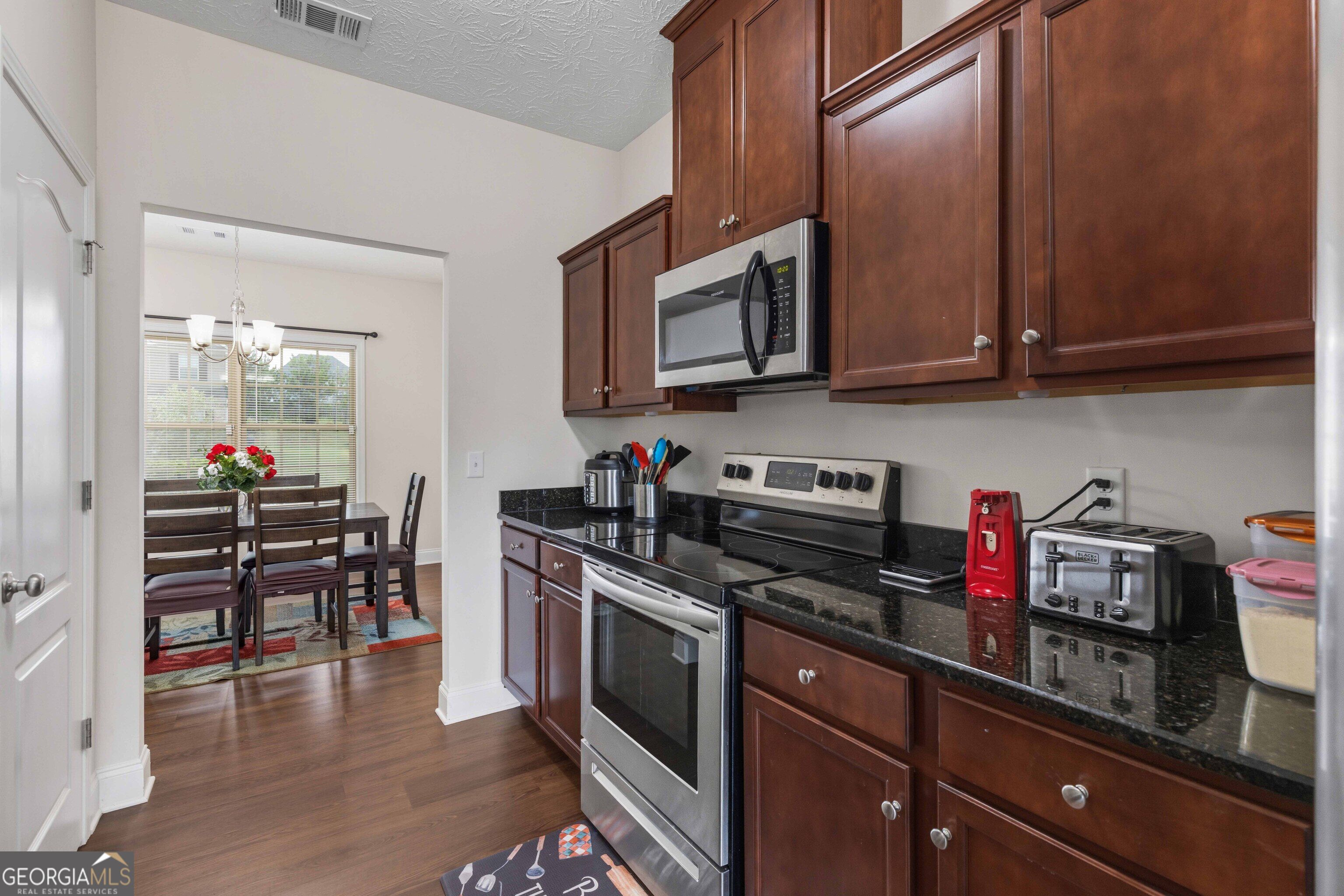 5129 Magazine Lane