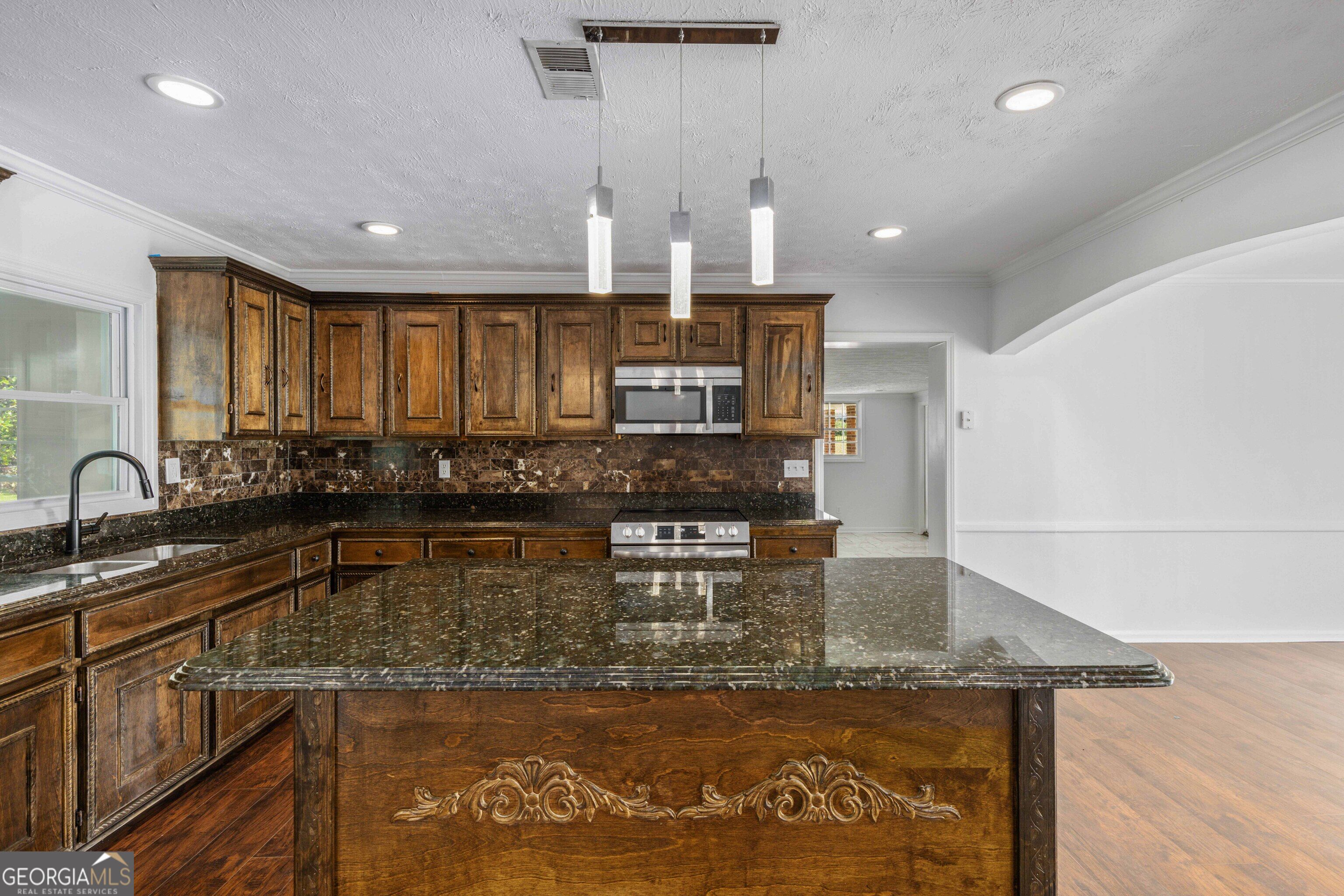 1841 Celeste Drive