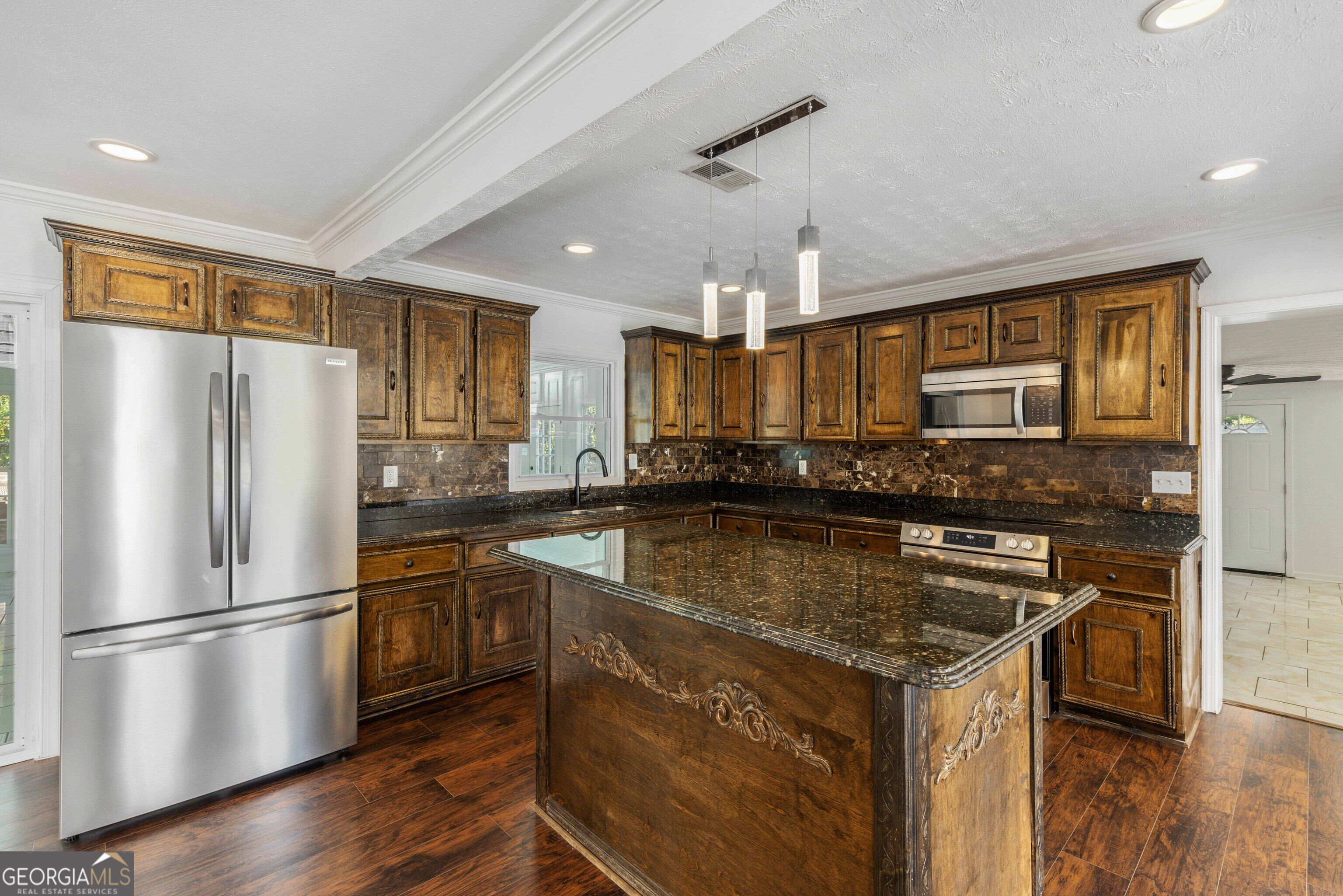 1841 Celeste Drive
