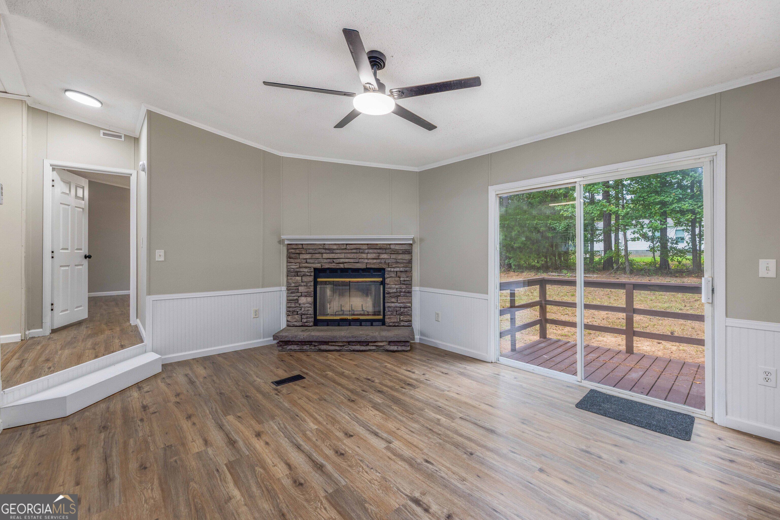 17 Cottonwood Drive