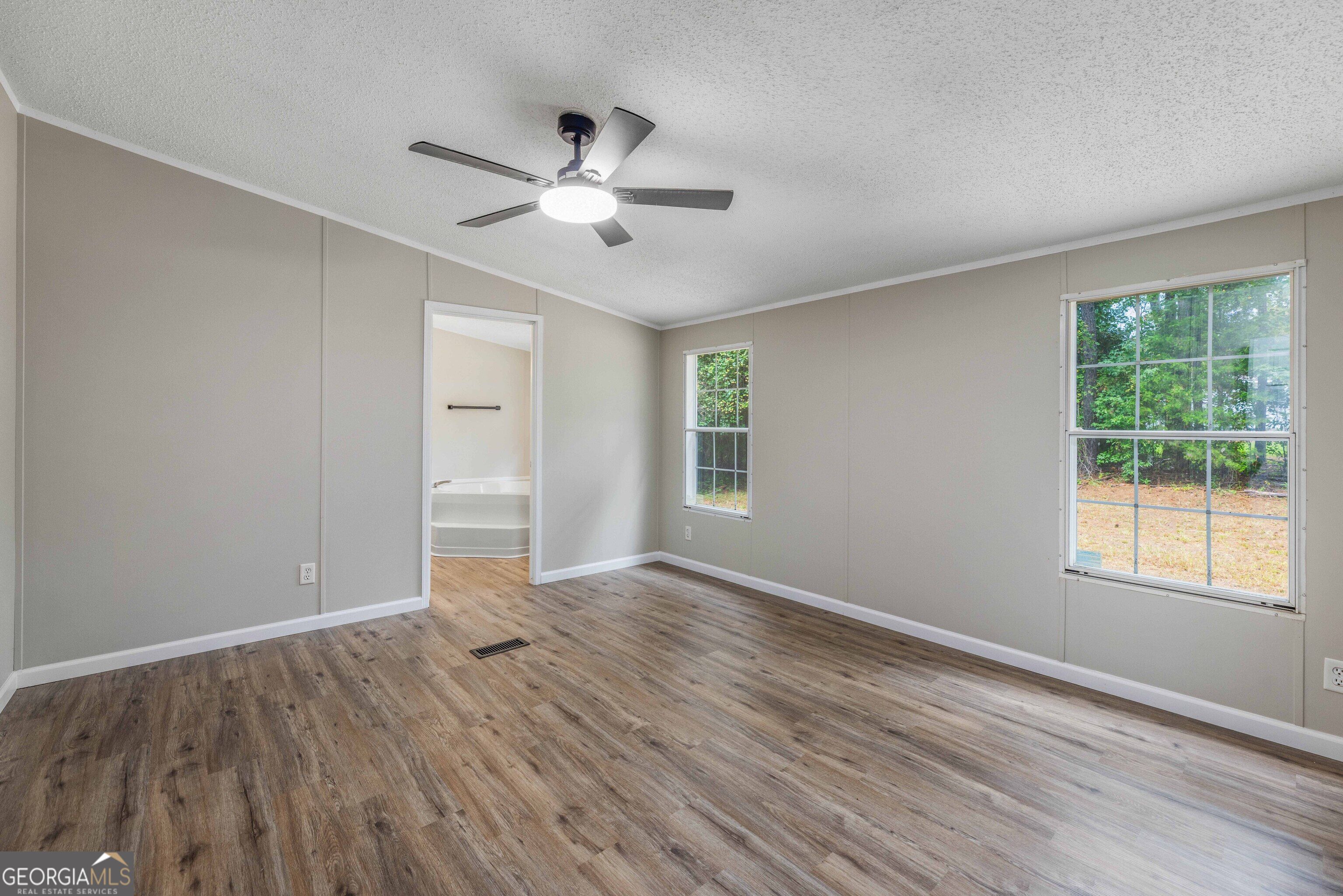 17 Cottonwood Drive