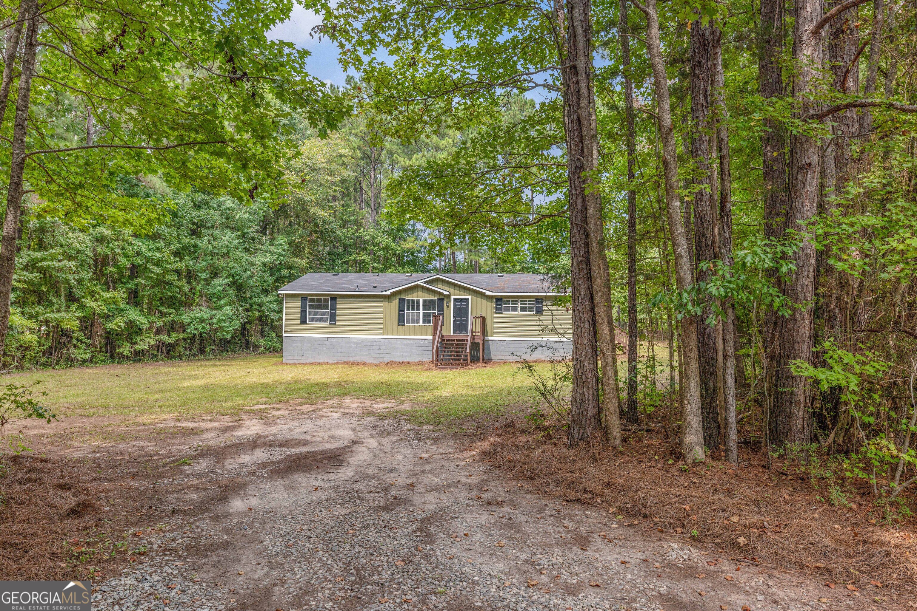 17 Cottonwood Drive