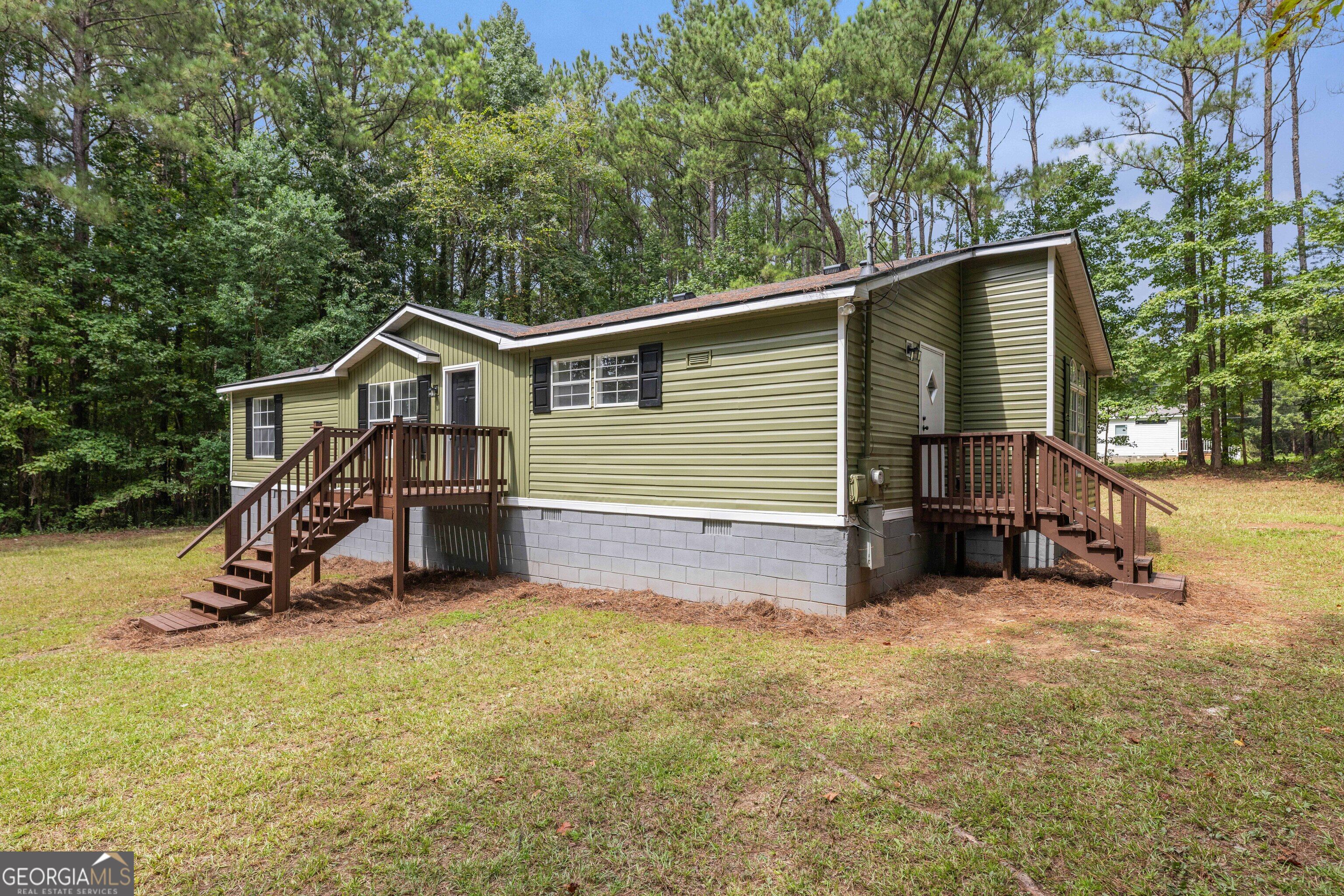 17 Cottonwood Drive