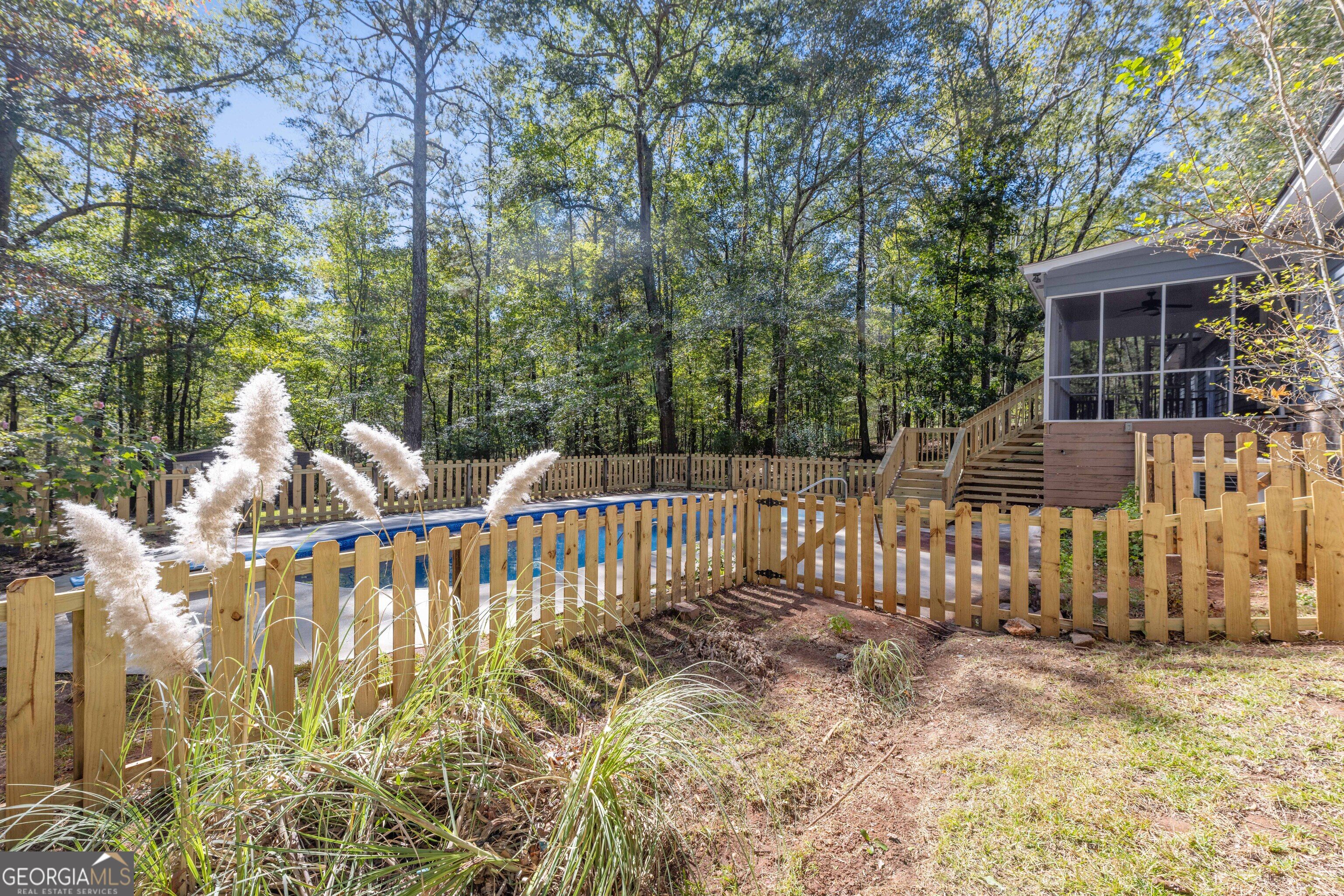 945 Deer Run Drive