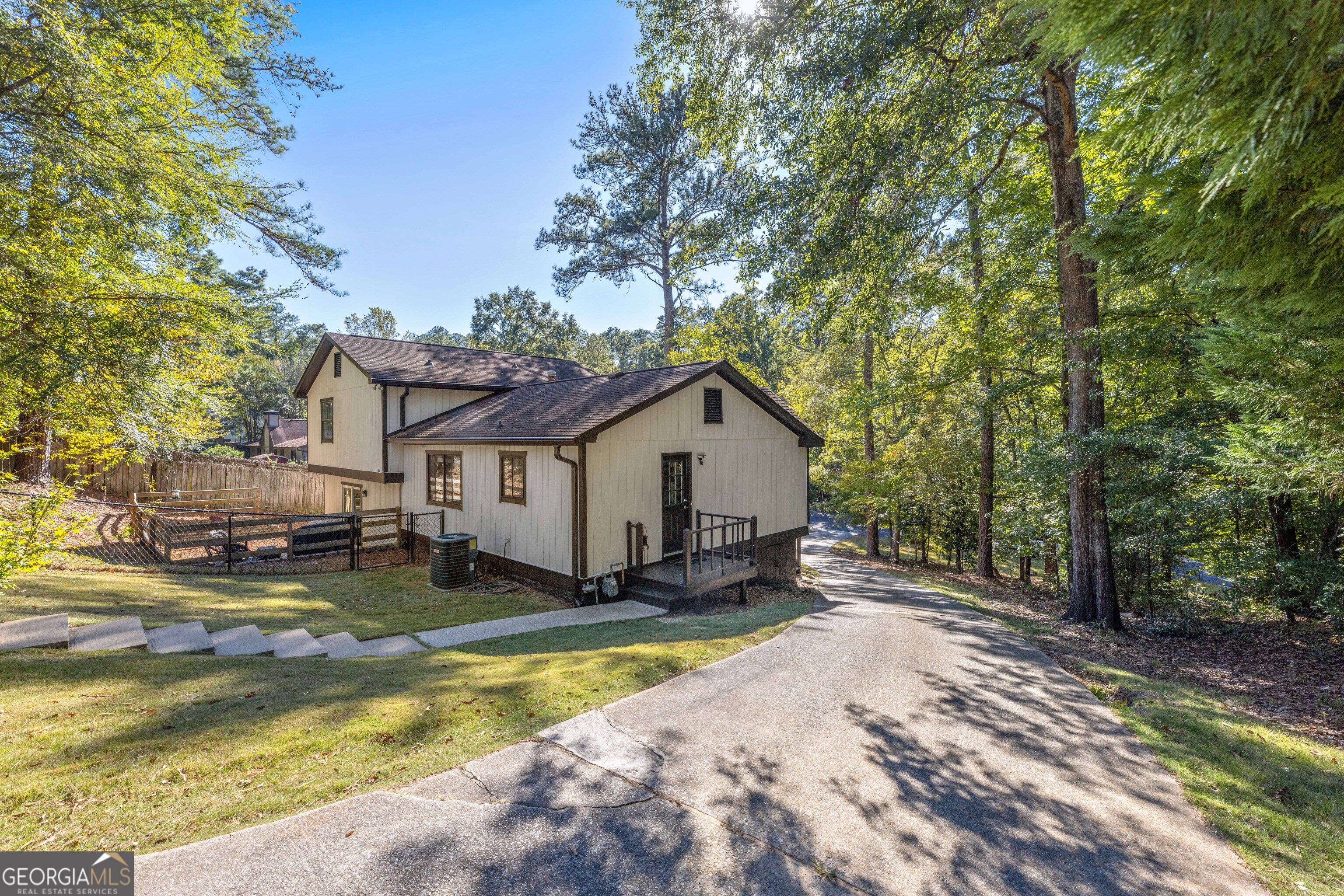 7850 Gray Shoals Drive