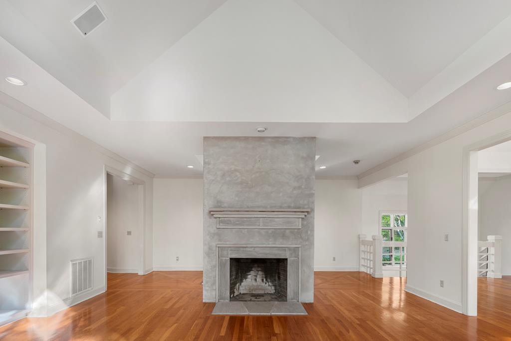 4 Mountain Ridge Court