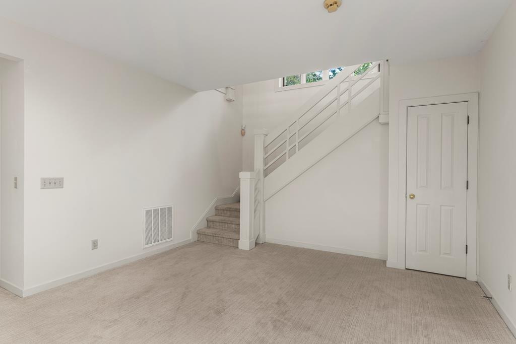 4 Mountain Ridge Court