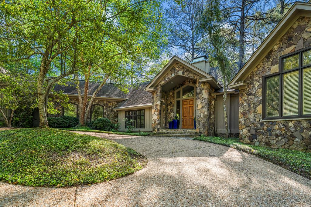 4 Mountain Ridge Court