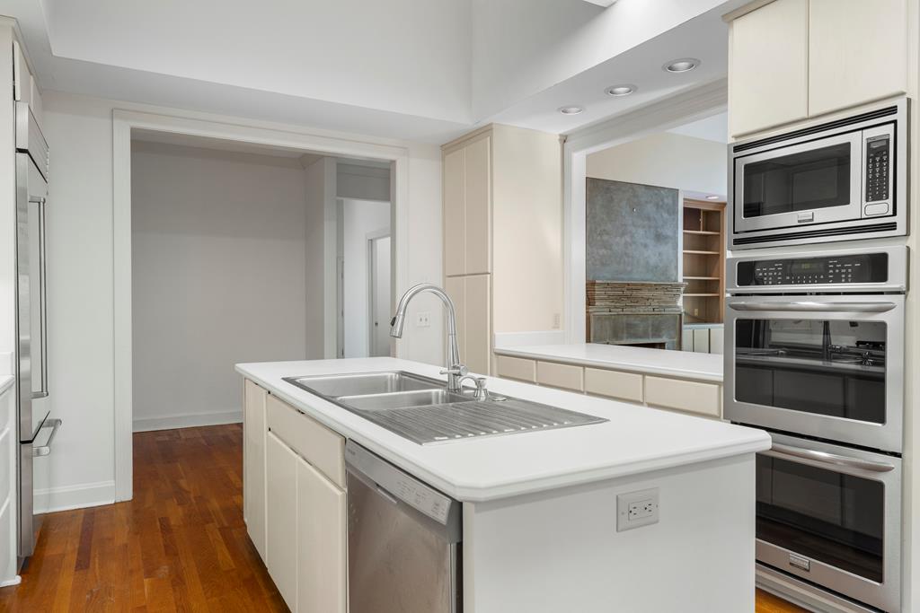 4 Mountain Ridge Court