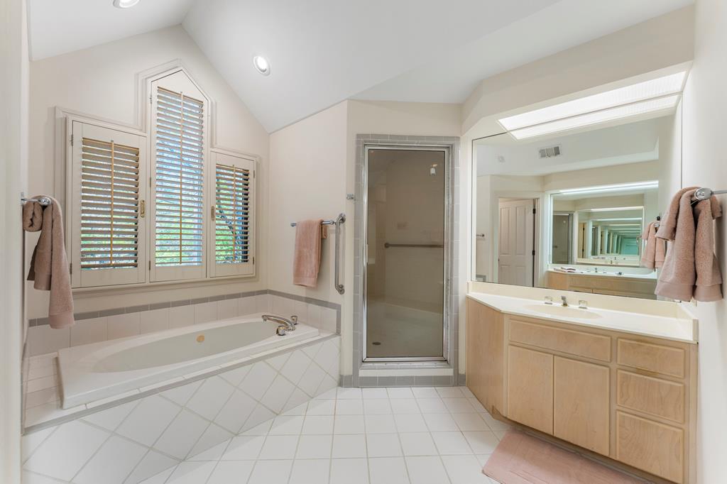 4 Mountain Ridge Court