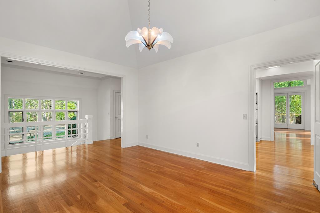 4 Mountain Ridge Court