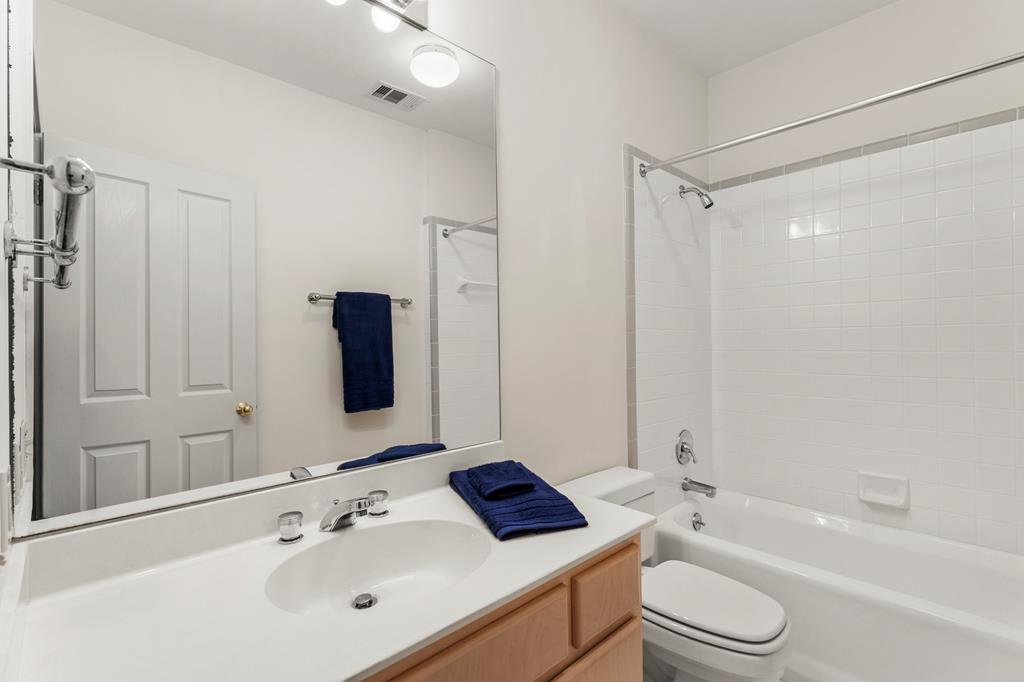 4 Mountain Ridge Court