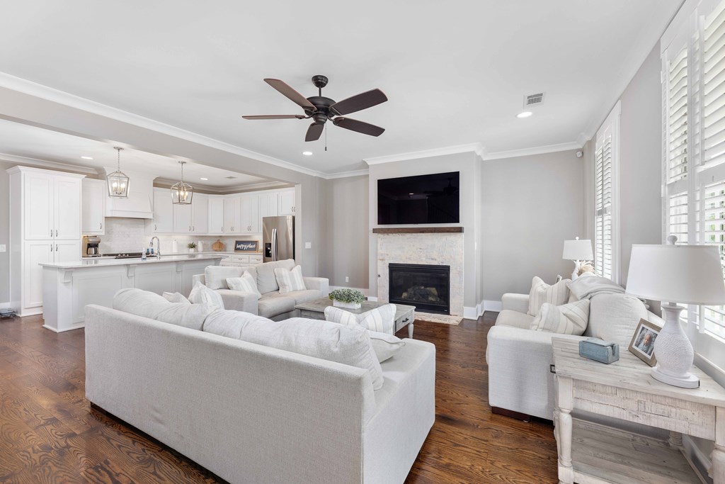 3411 Confetti Blush Drive