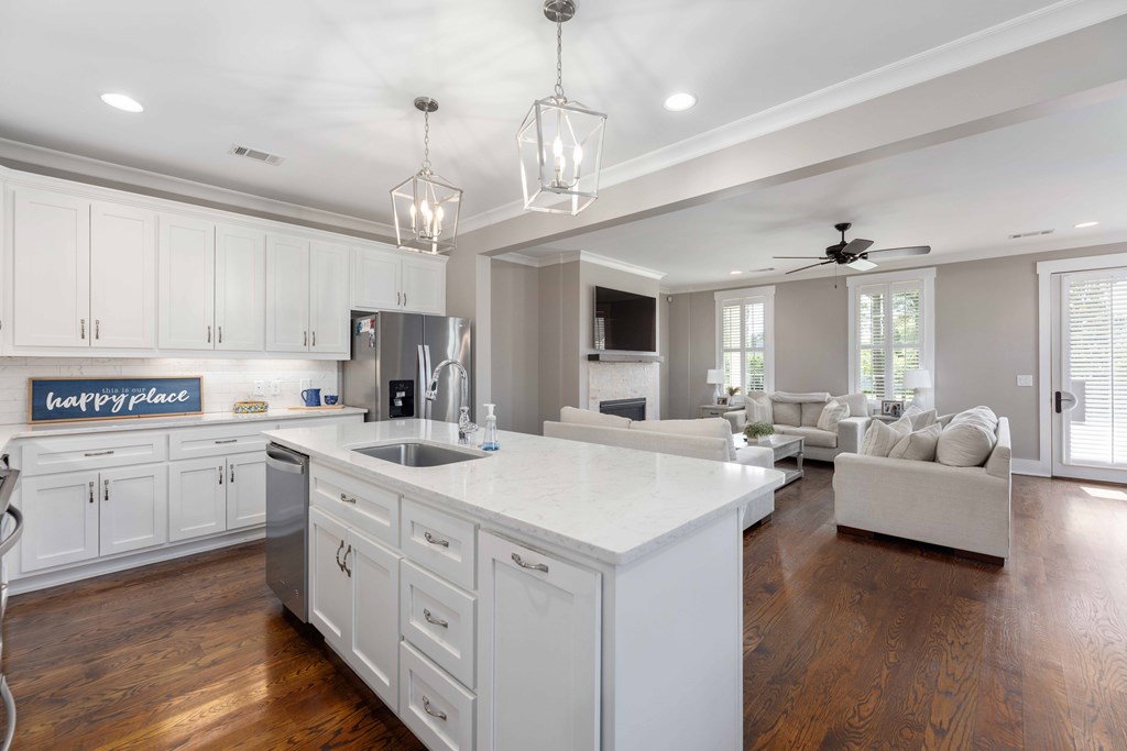 3411 Confetti Blush Drive