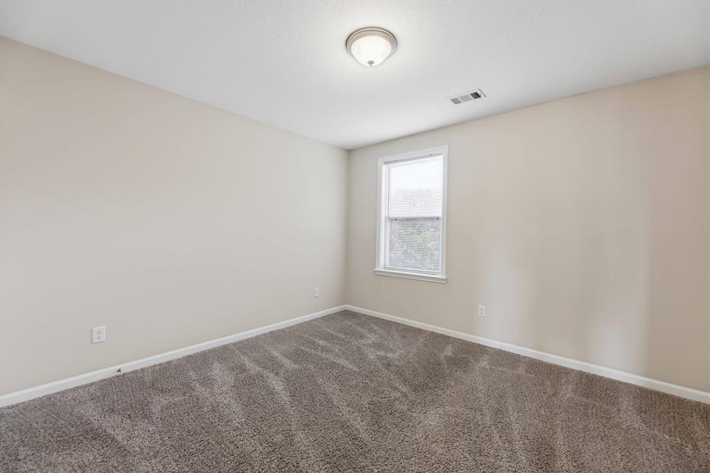 112 White Oak Drive