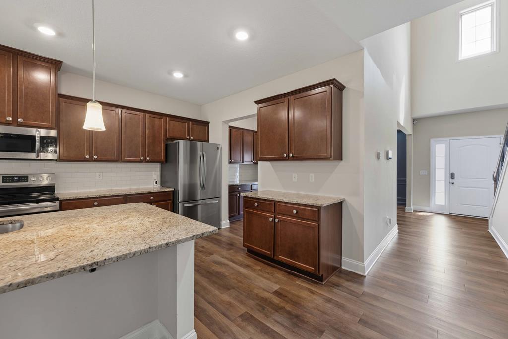 112 White Oak Drive