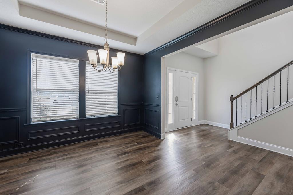 112 White Oak Drive