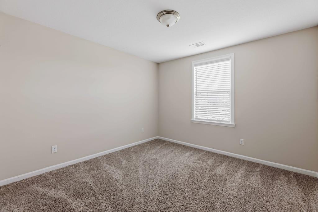 112 White Oak Drive