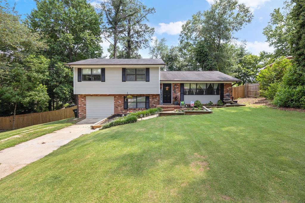3838 Lyn Drive