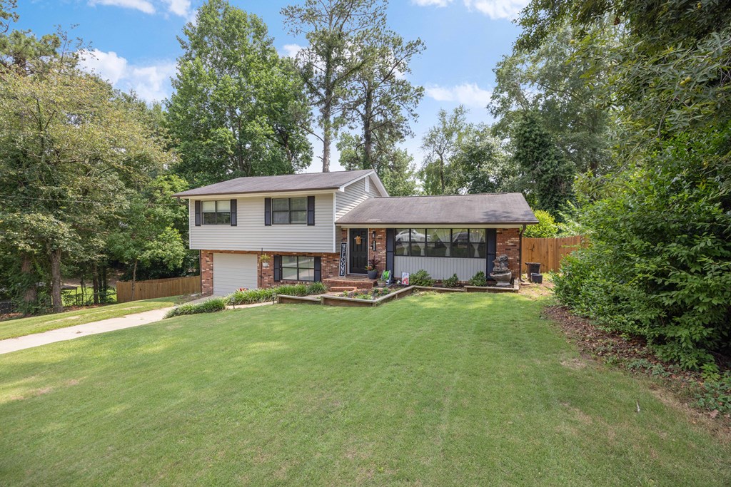 3838 Lyn Drive