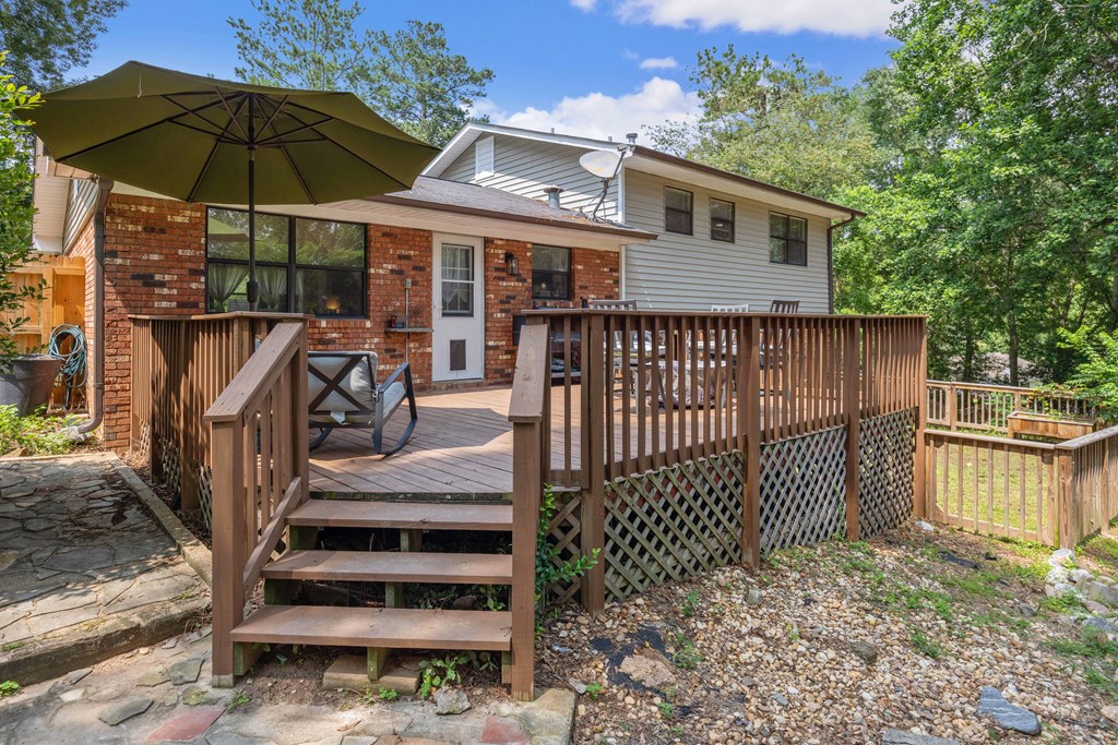 3838 Lyn Drive