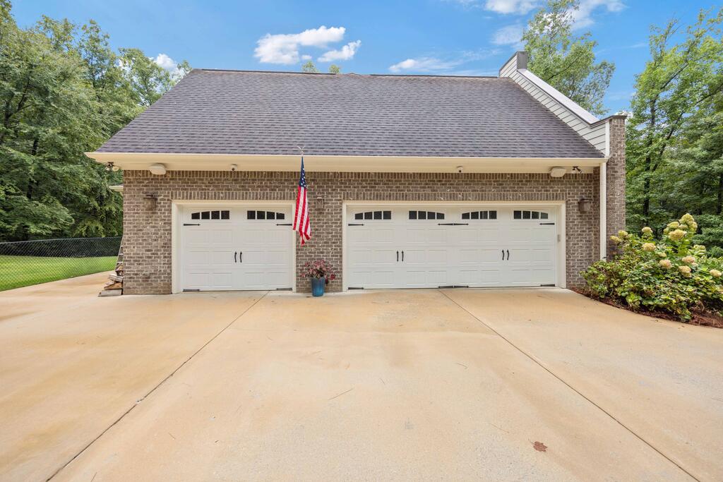 1456 Lee Road 2204