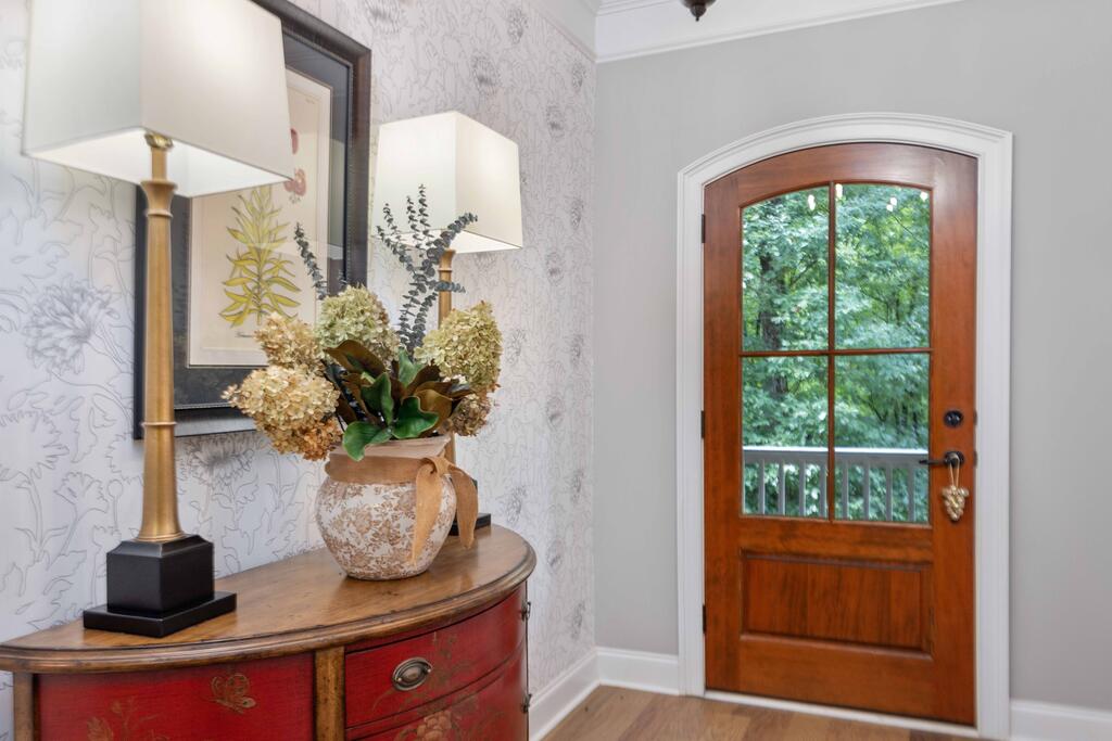 1456 Lee Road 2204