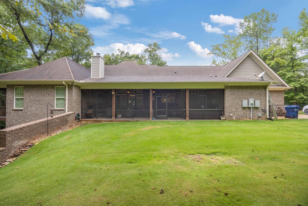 1456 Lee Road 2204