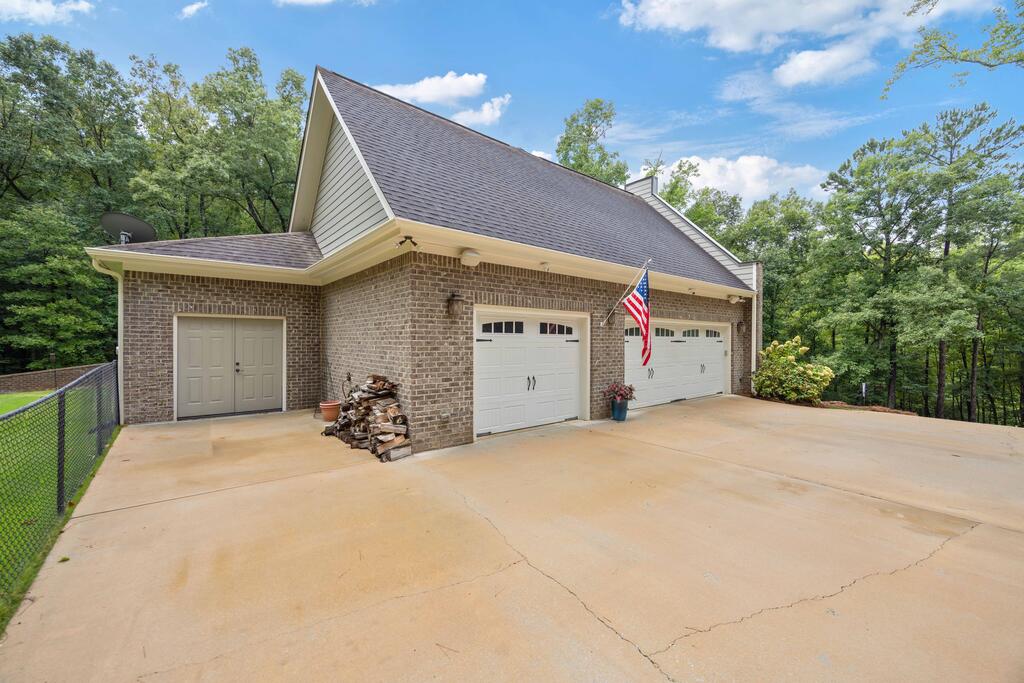 1456 Lee Road 2204