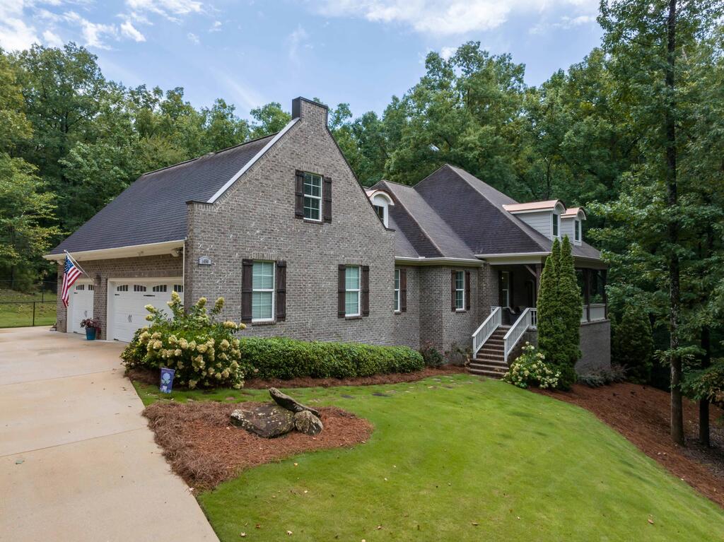 1456 Lee Road 2204