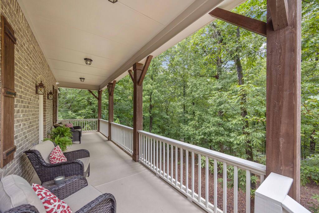 1456 Lee Road 2204