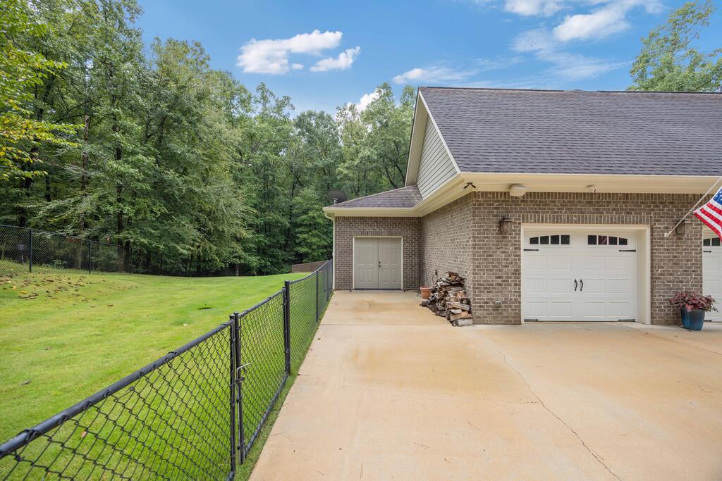 1456 Lee Road 2204